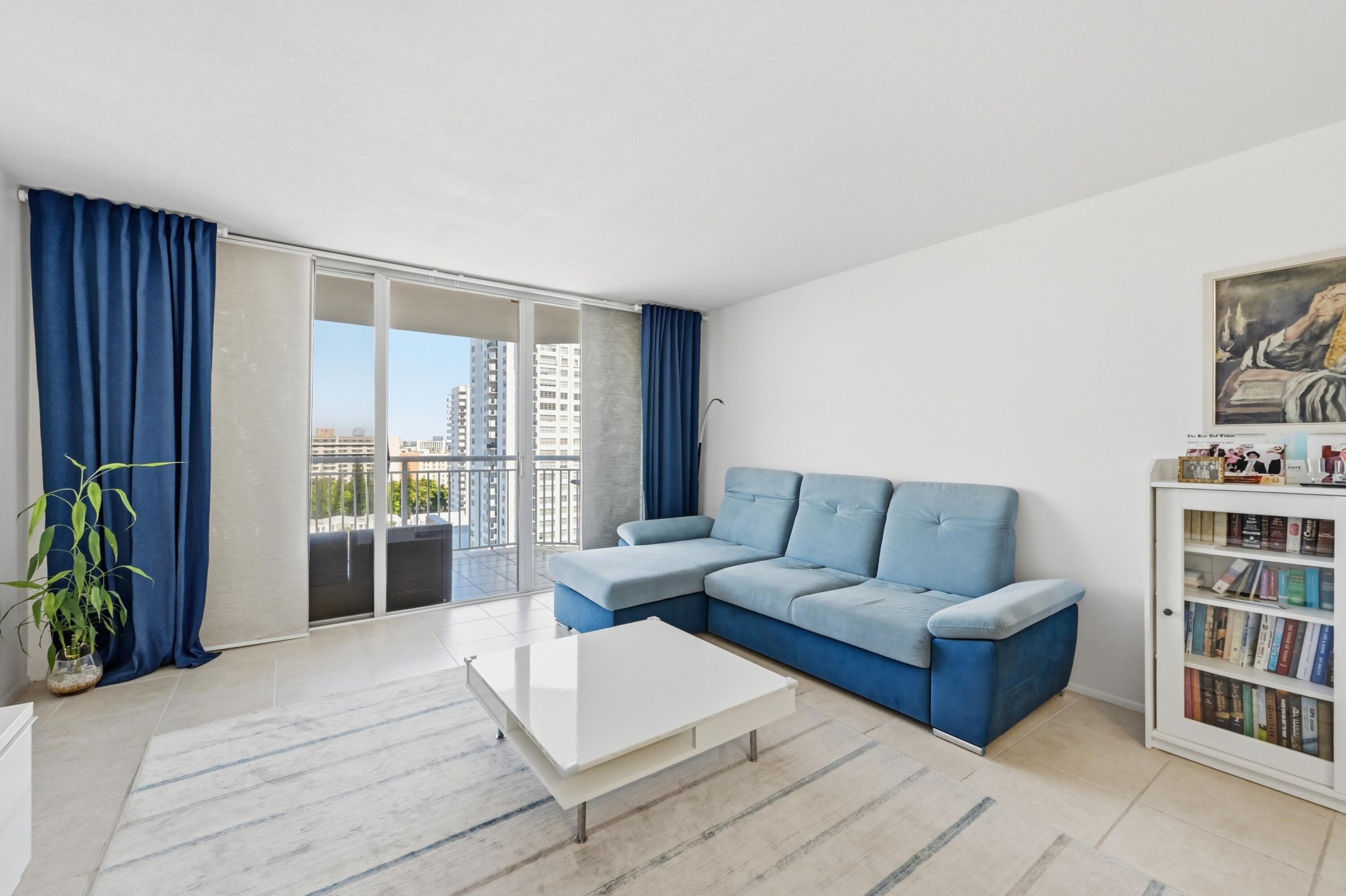 DEL PRADO MARINA - Residential