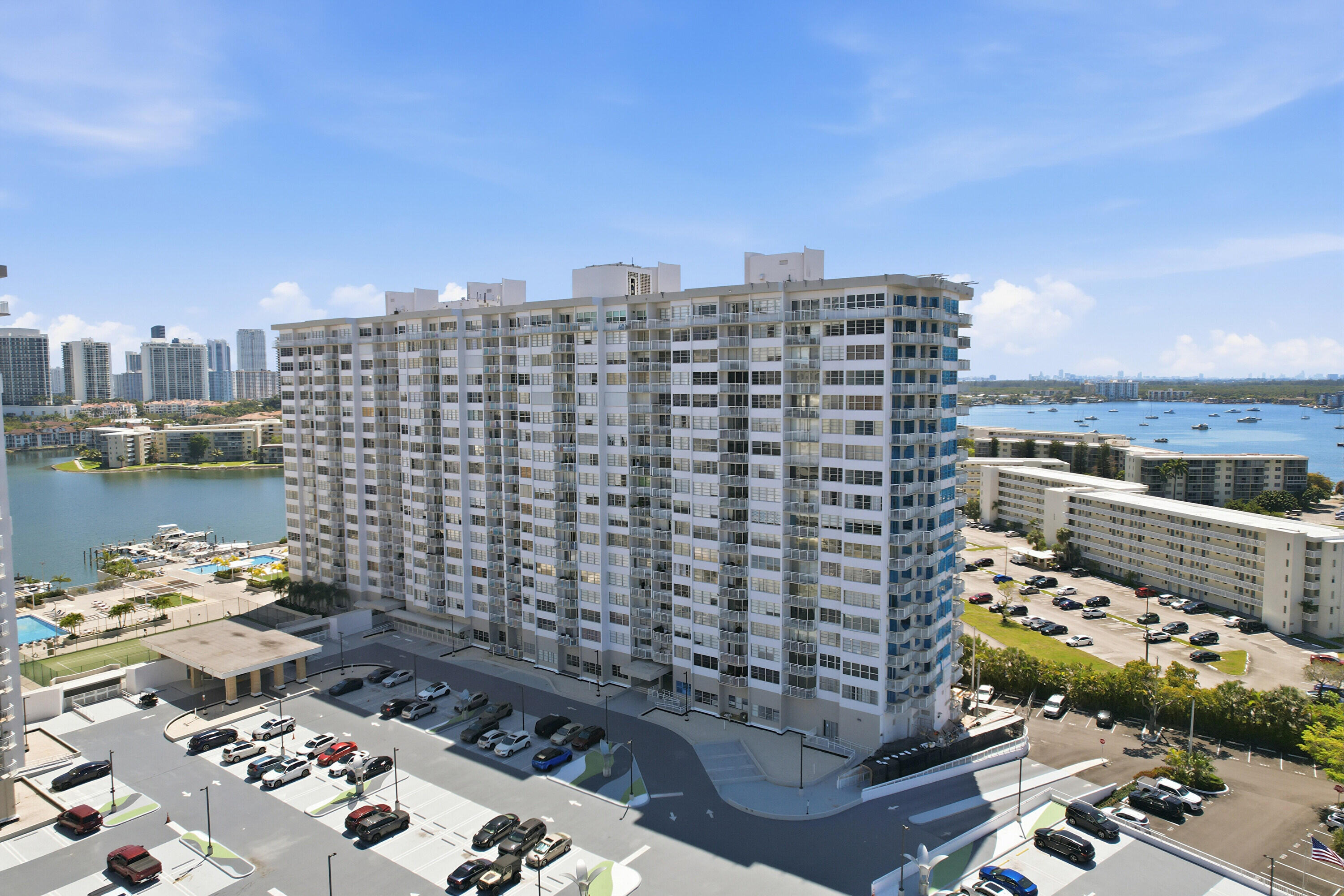 DEL PRADO MARINA - Residential