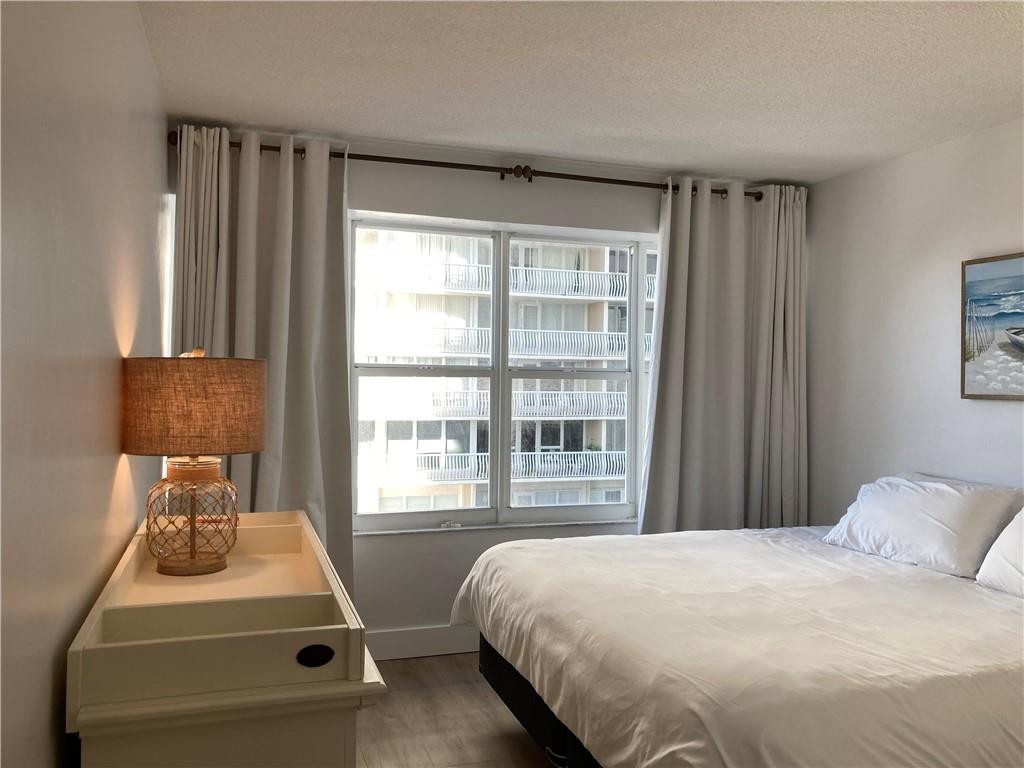 OCEAN SUMMIT CONDO - Residential Lease