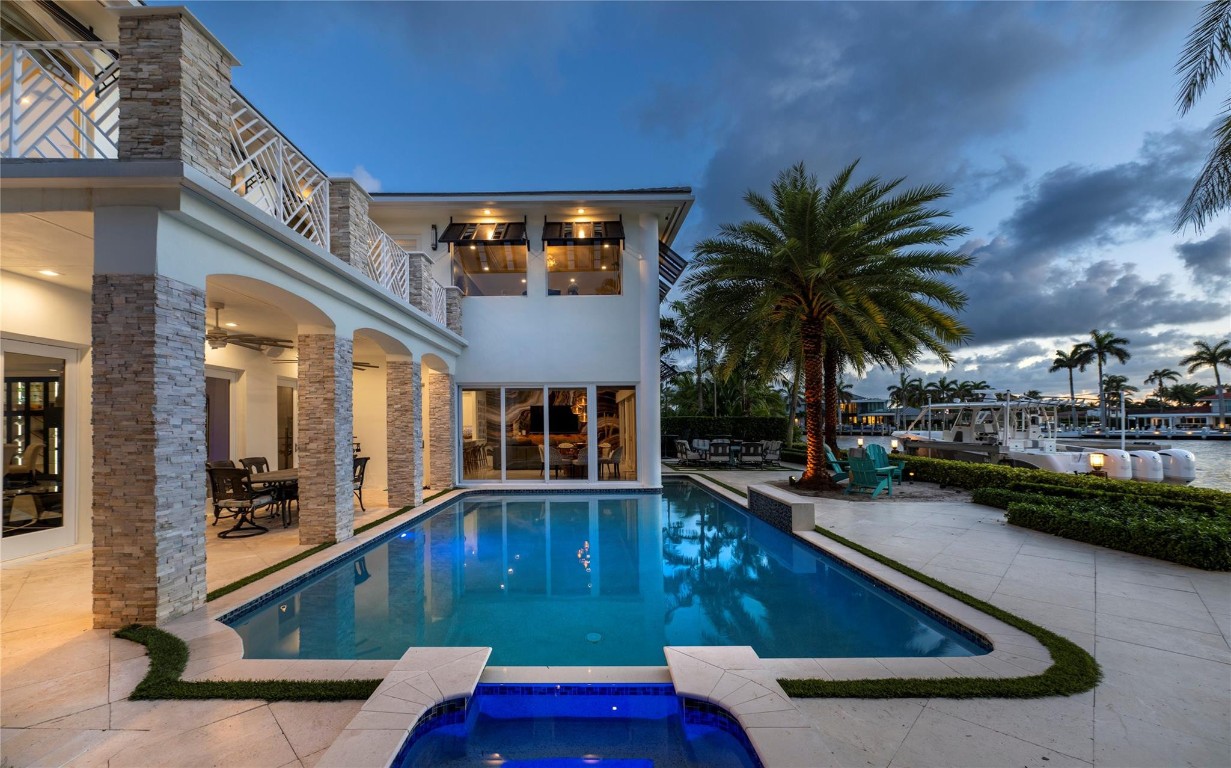 HILLSBORO SHORES SEC B - Residential