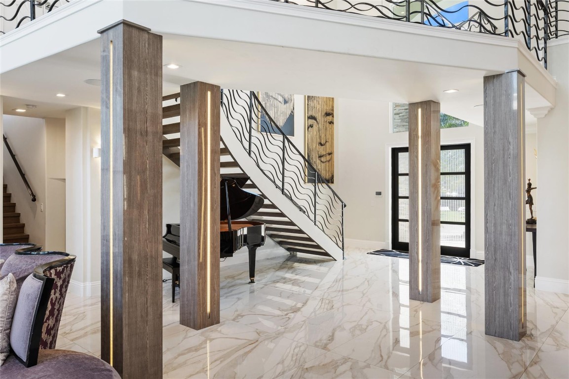 HILLSBORO SHORES SEC B - Residential