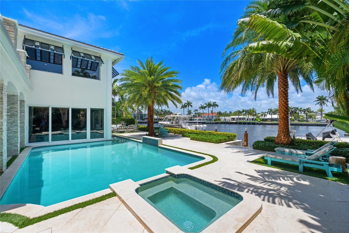 HILLSBORO SHORES SEC B - Residential