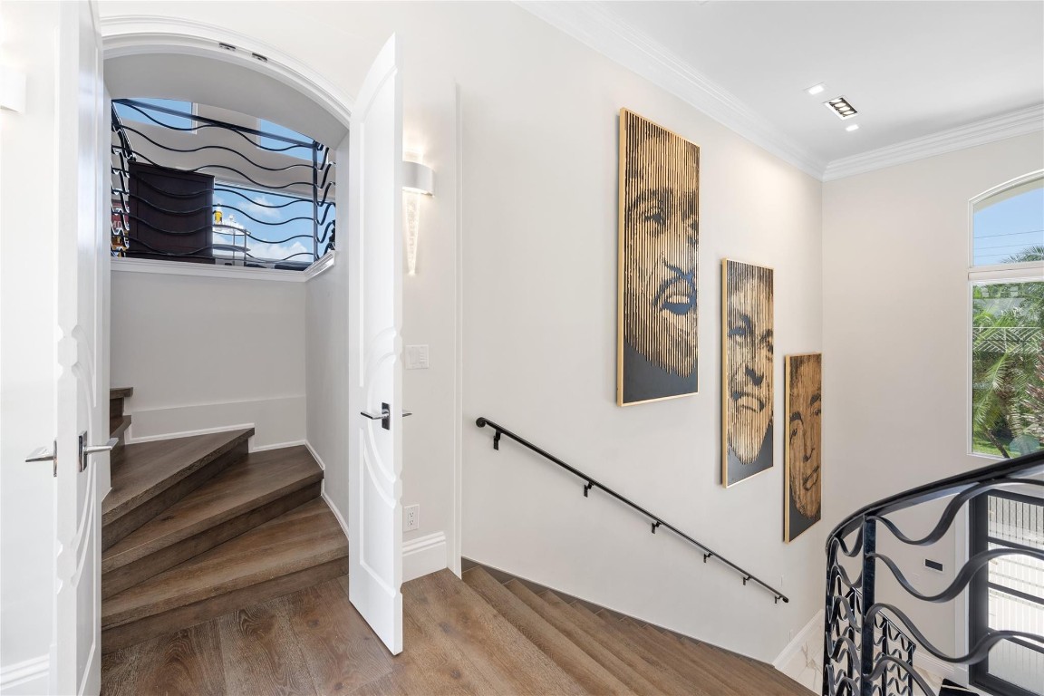 HILLSBORO SHORES SEC B - Residential