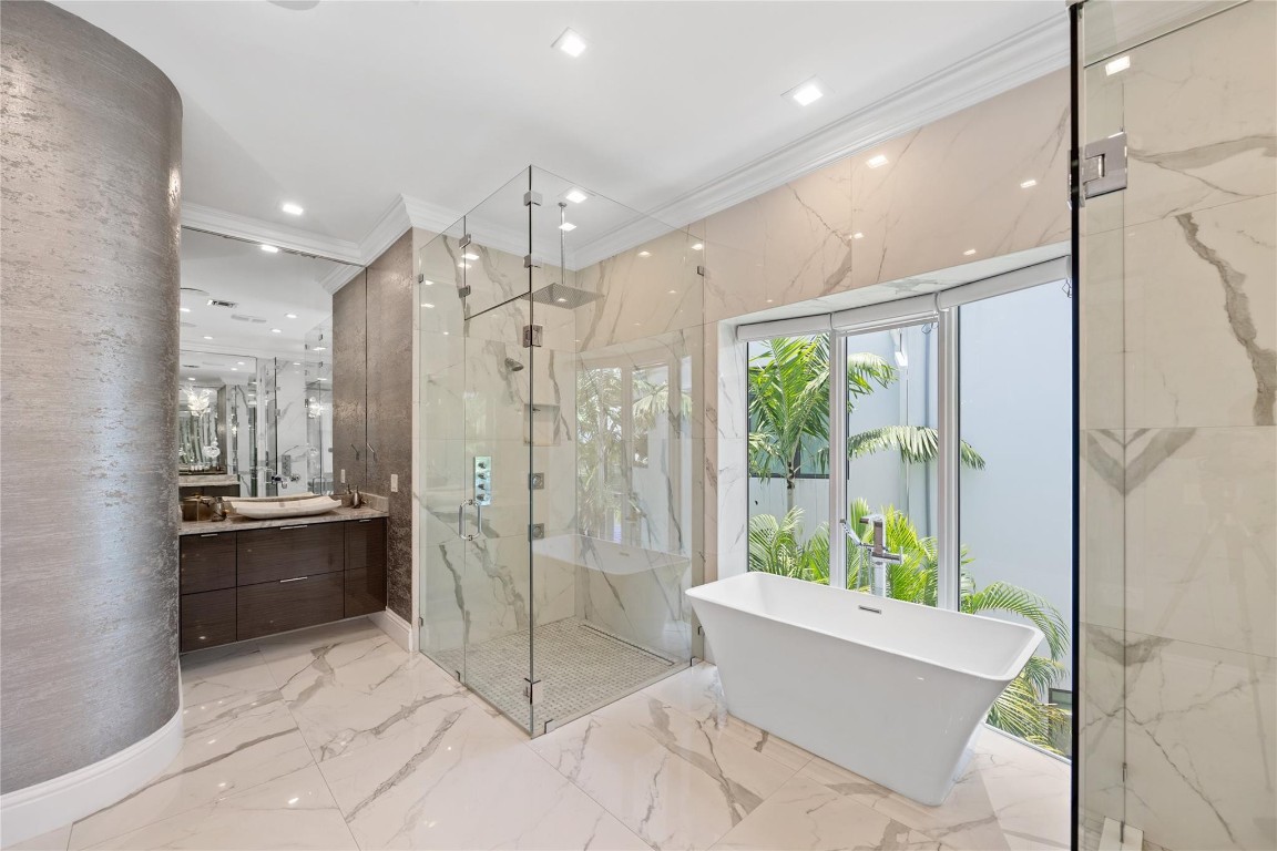 HILLSBORO SHORES SEC B - Residential
