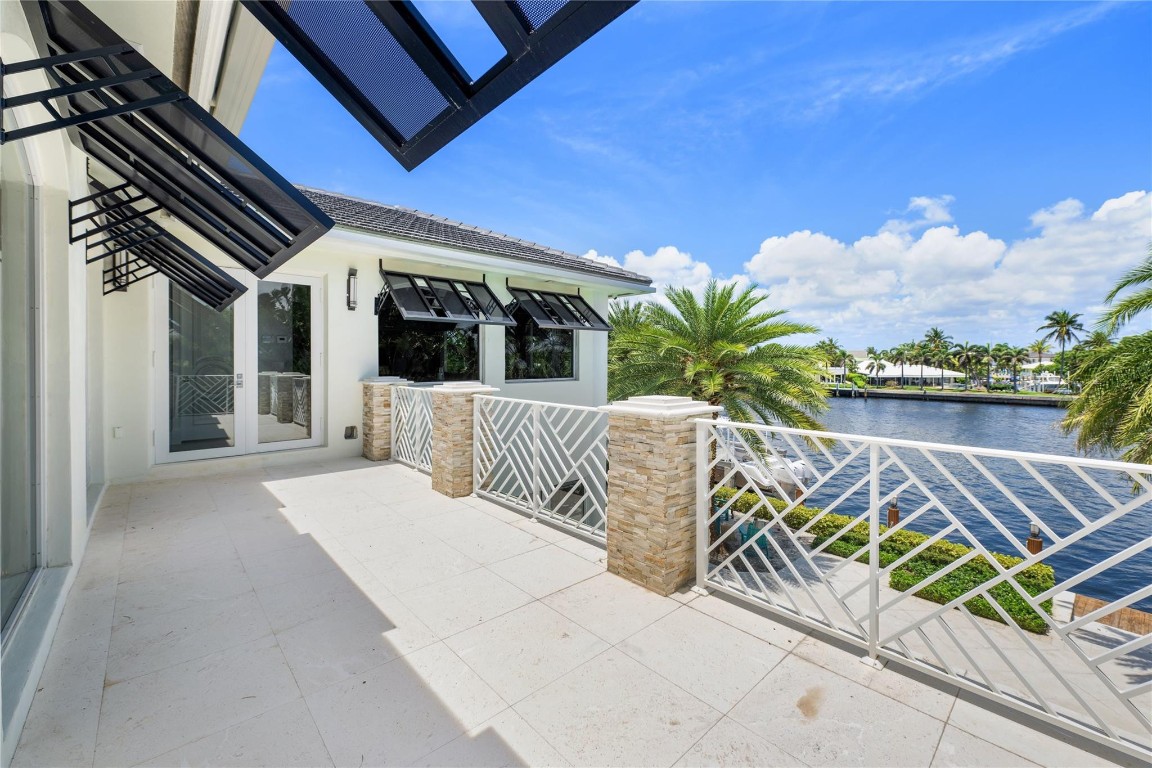 HILLSBORO SHORES SEC B - Residential