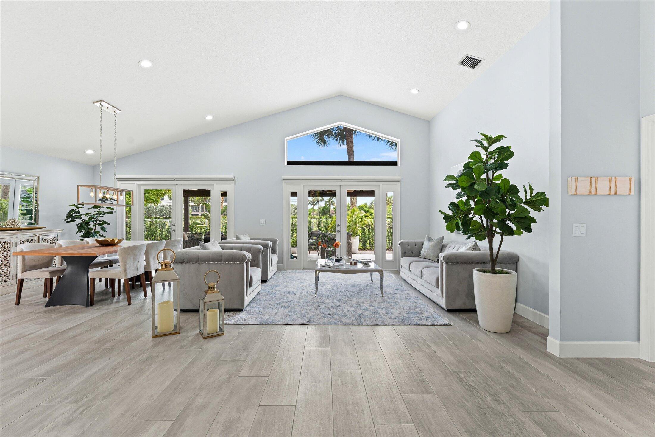 HILLSBORO COUNTRY CLUB - Residential Lease