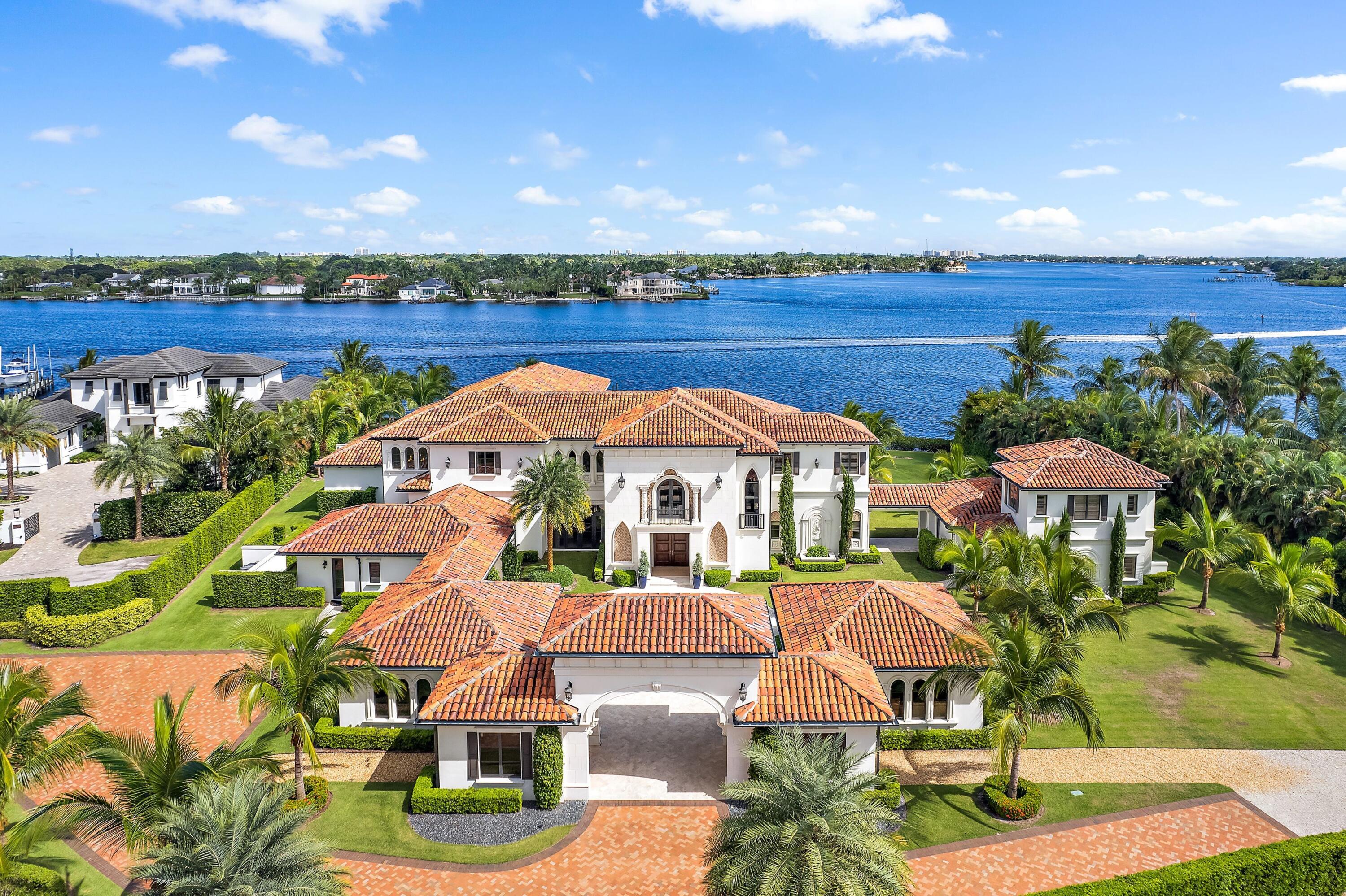 BAMBOO POINT - Residential