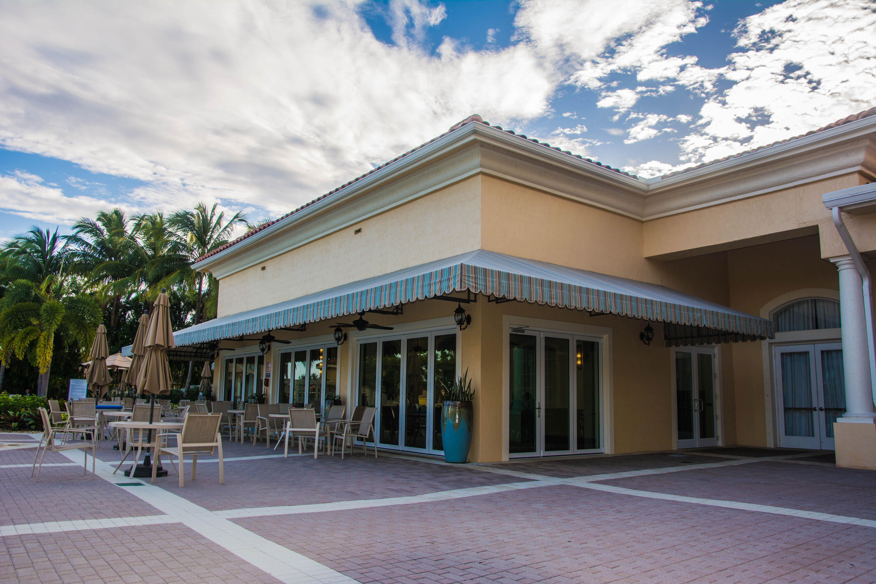BELLAGGIO, TOWNE PARK - Residential