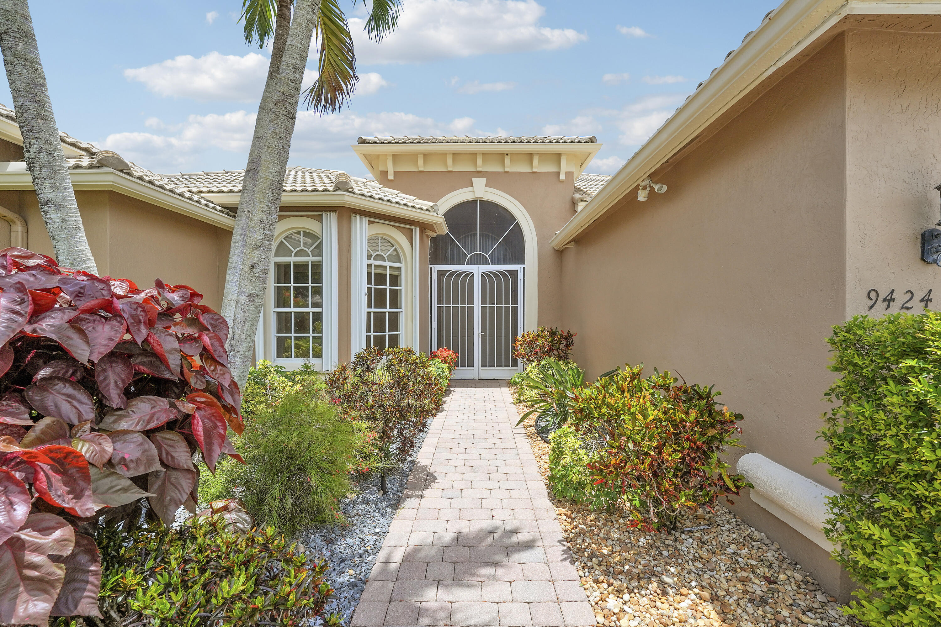 BELLAGGIO, TOWNE PARK - Residential