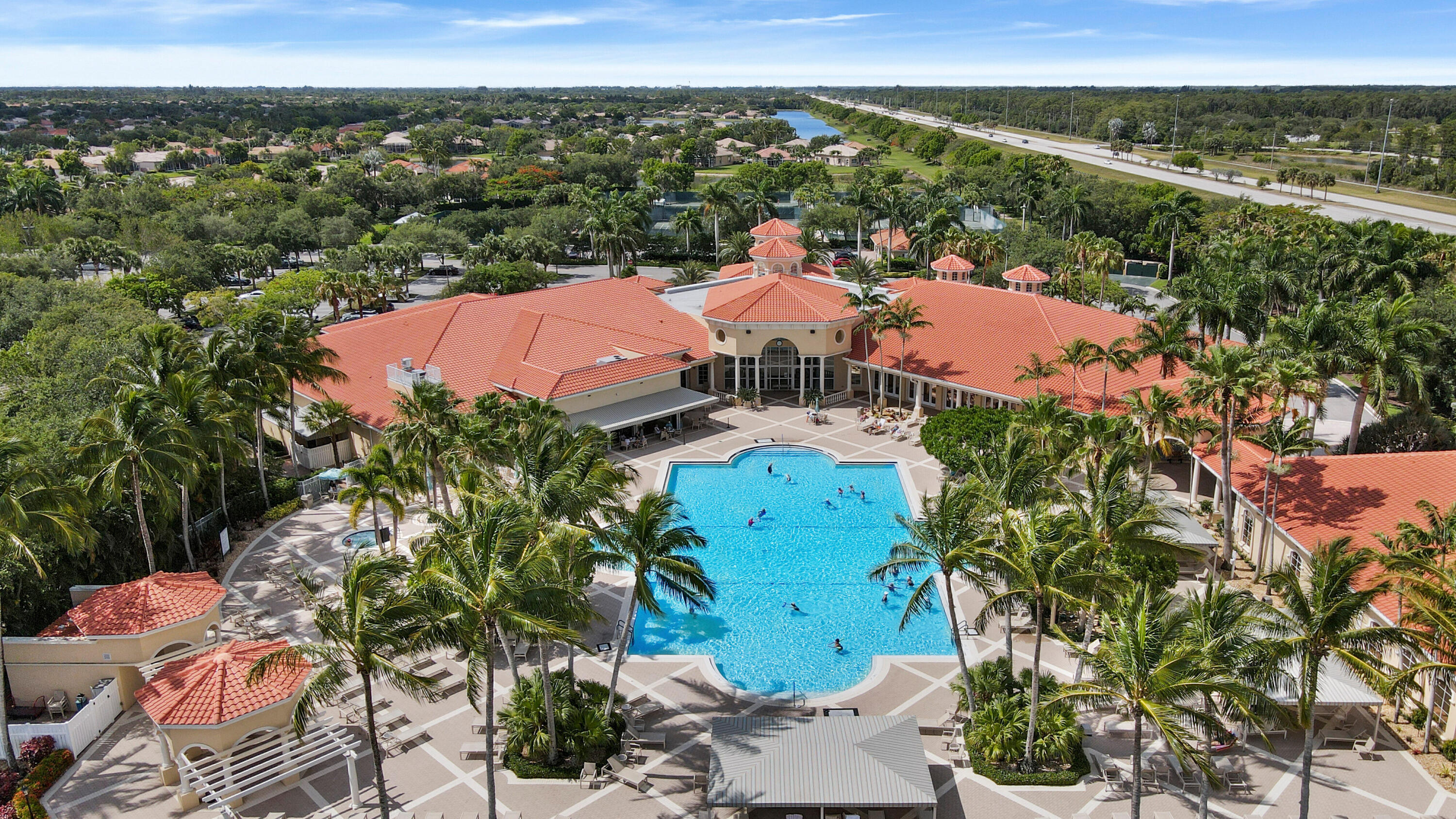 BELLAGGIO, TOWNE PARK - Residential