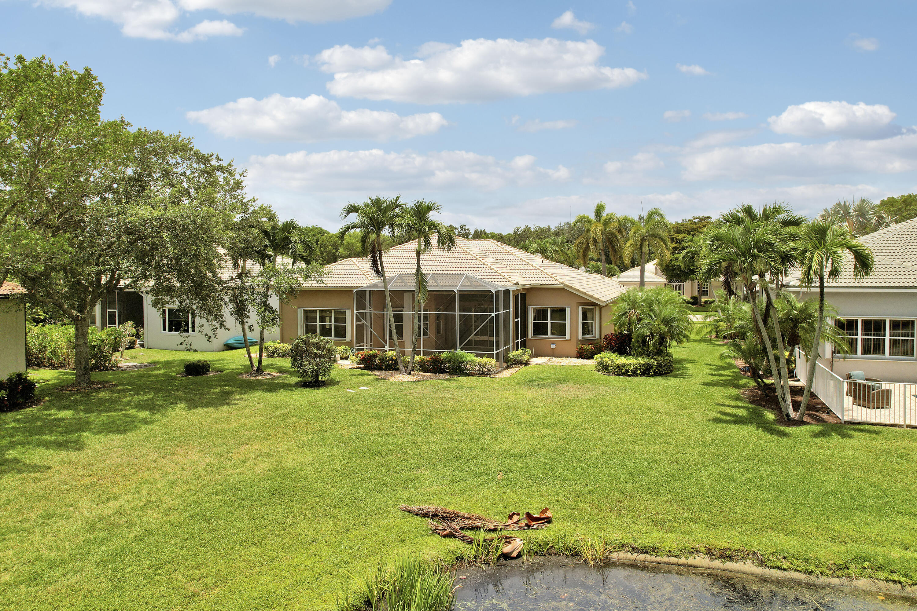 BELLAGGIO, TOWNE PARK - Residential