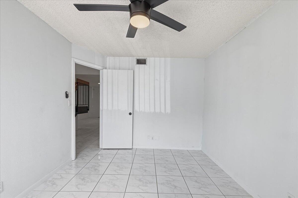 MAPLEWOOD TOWNHOUSES CONDO - Residential Lease