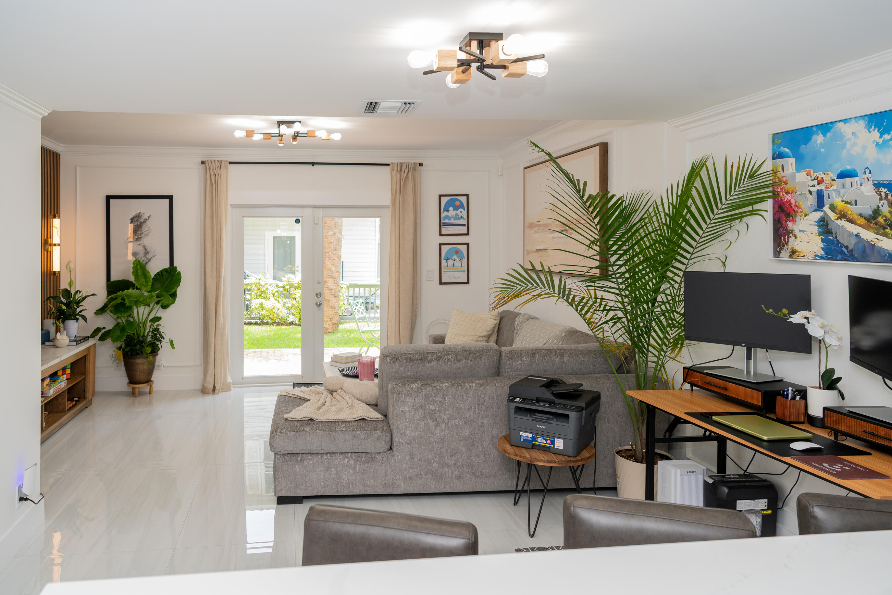 Edgewater Townhomes - Residential Lease
