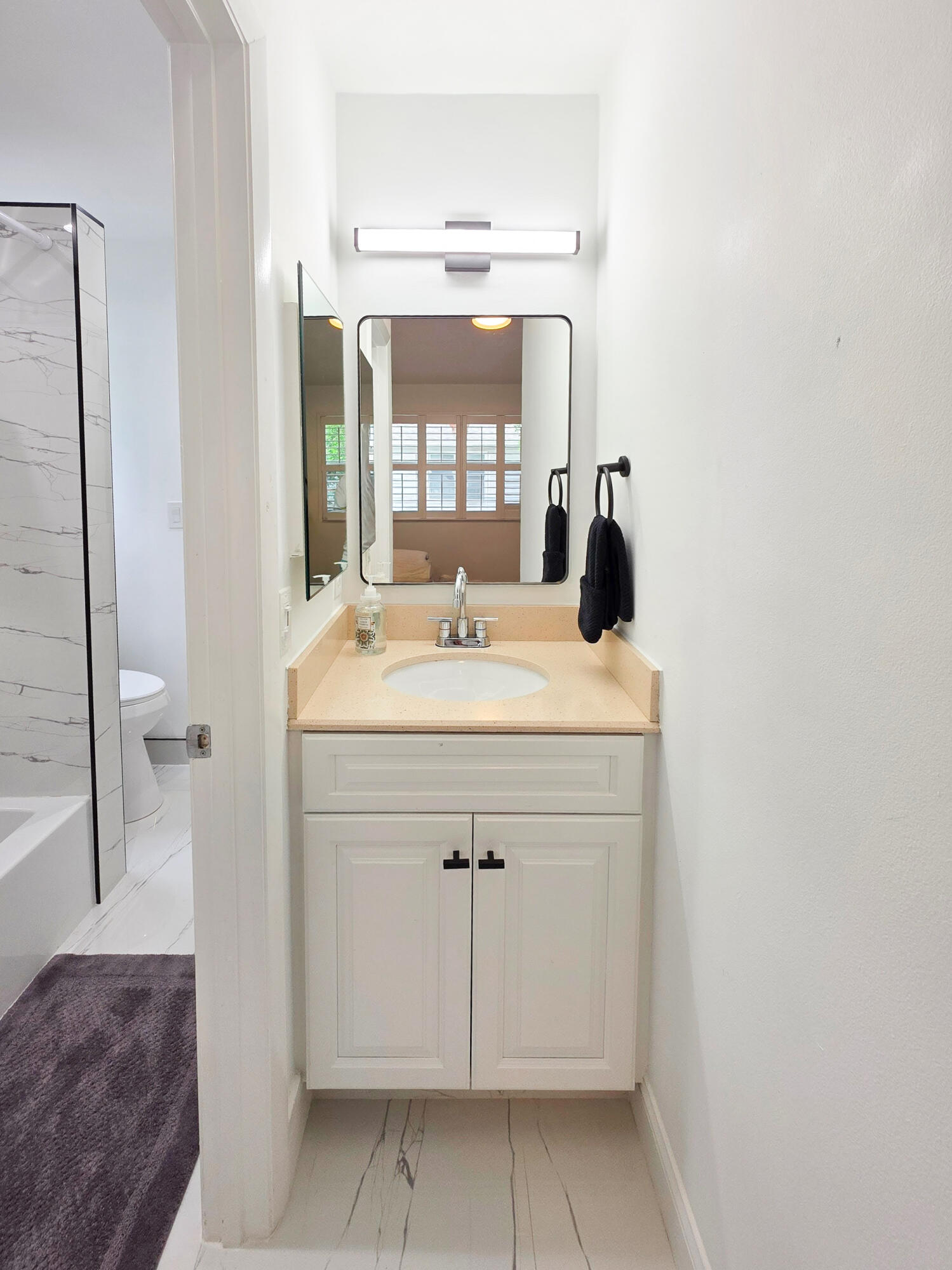 Edgewater Townhomes - Residential Lease