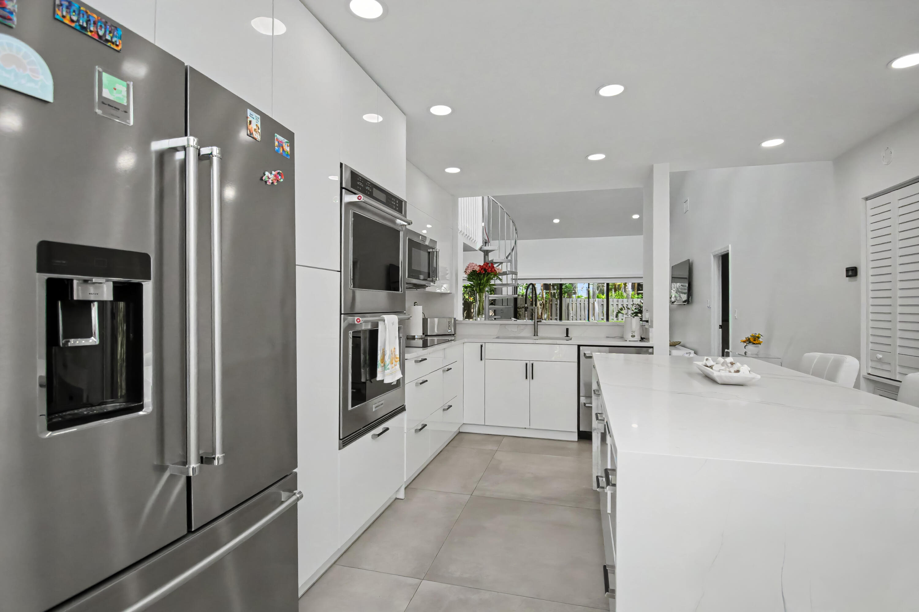 THORNHILL VILLAGE - Residential
