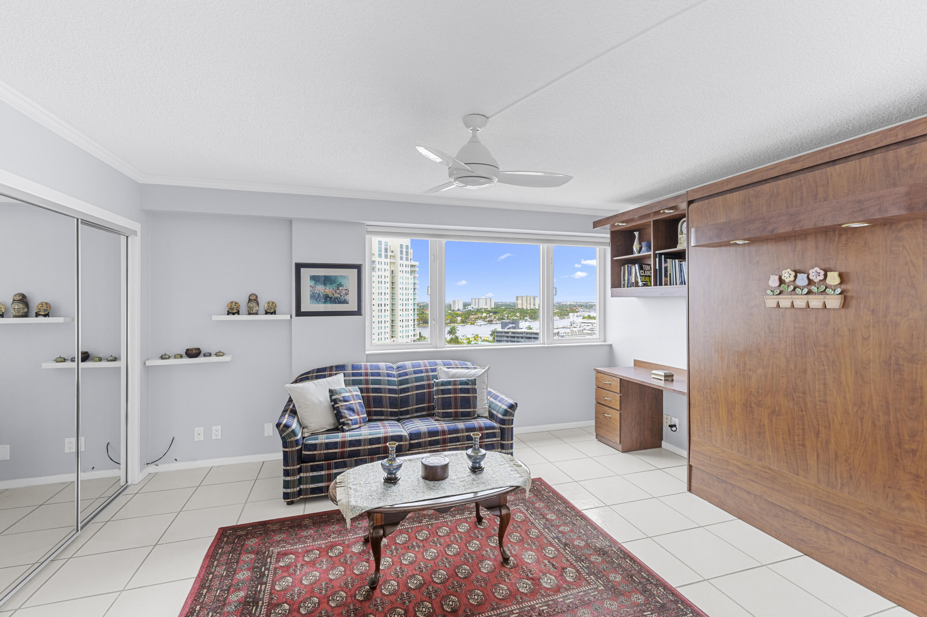 MAYA MARCA CONDO - Residential