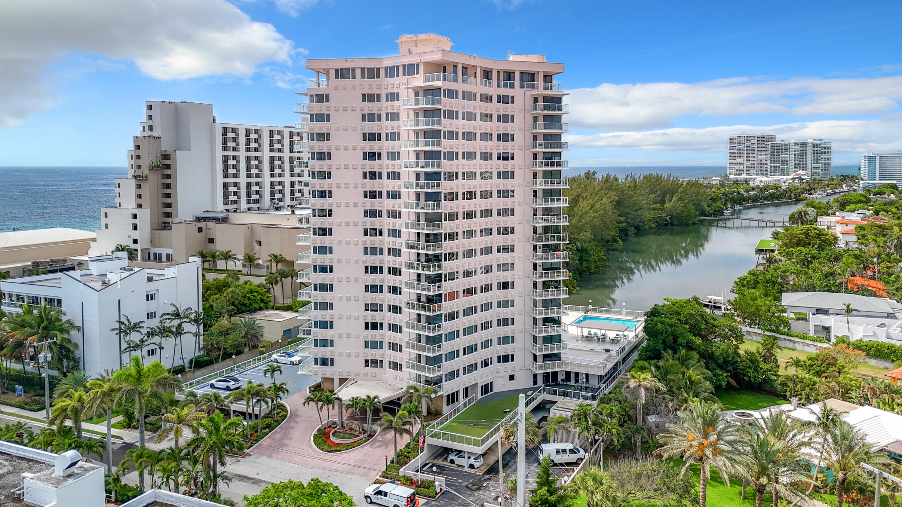 MAYA MARCA CONDO - Residential