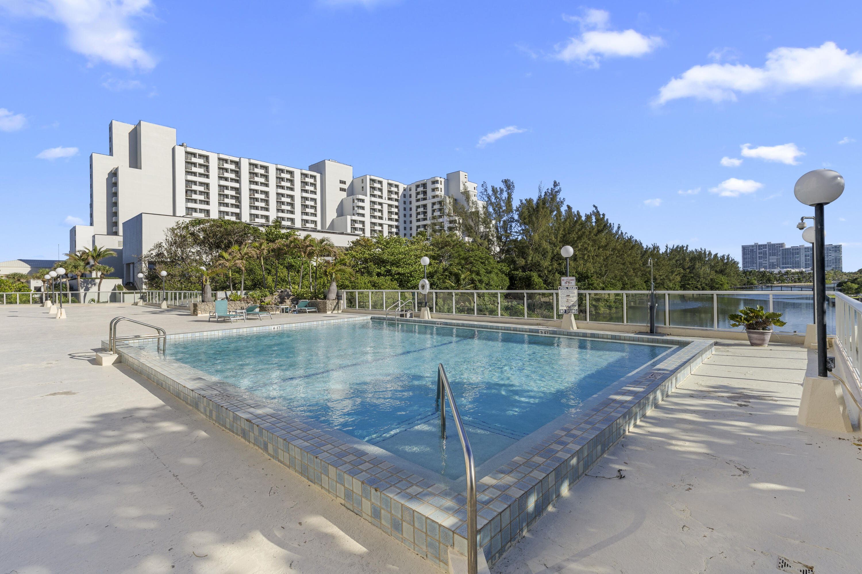 MAYA MARCA CONDO - Residential
