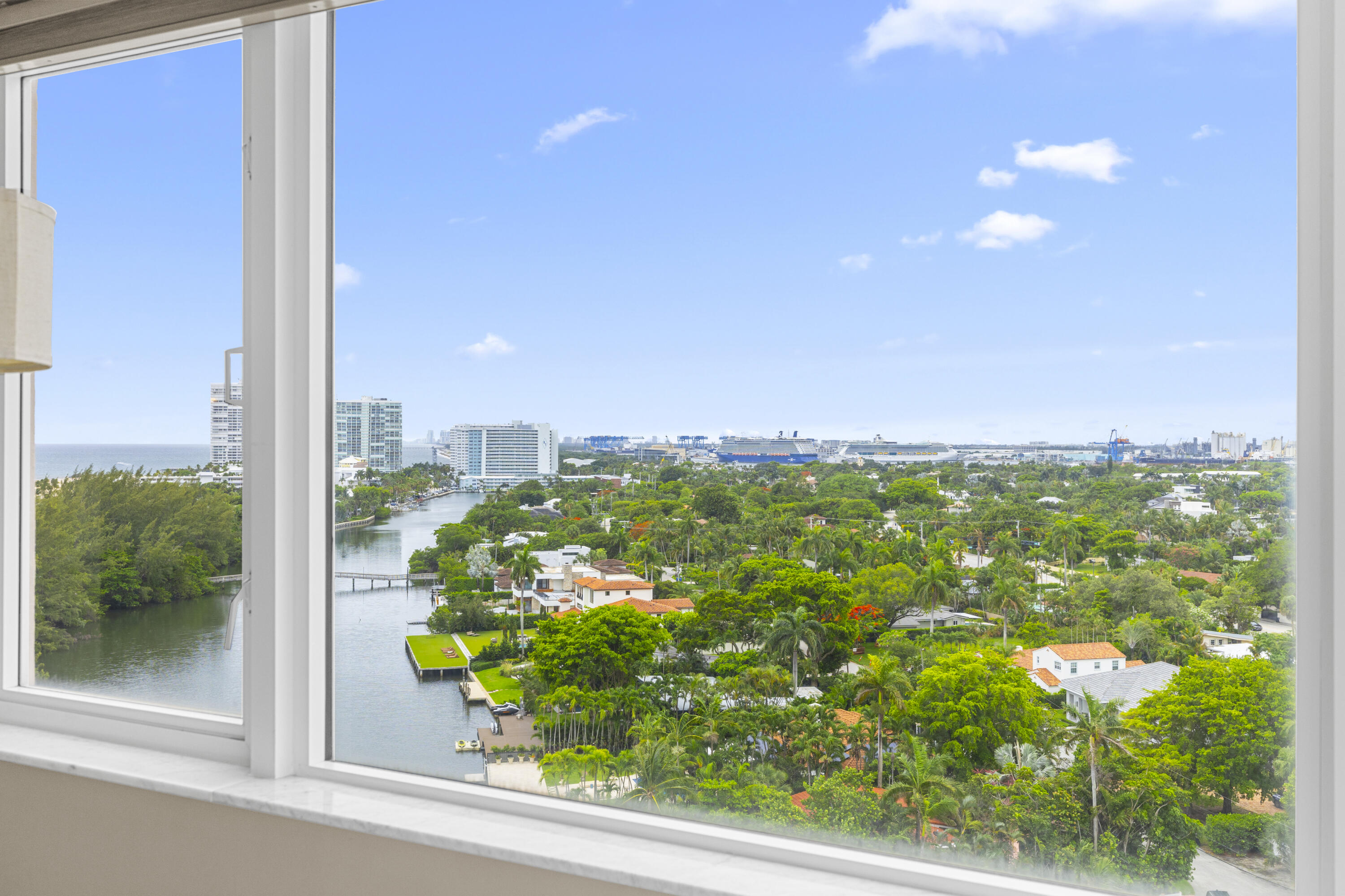 MAYA MARCA CONDO - Residential