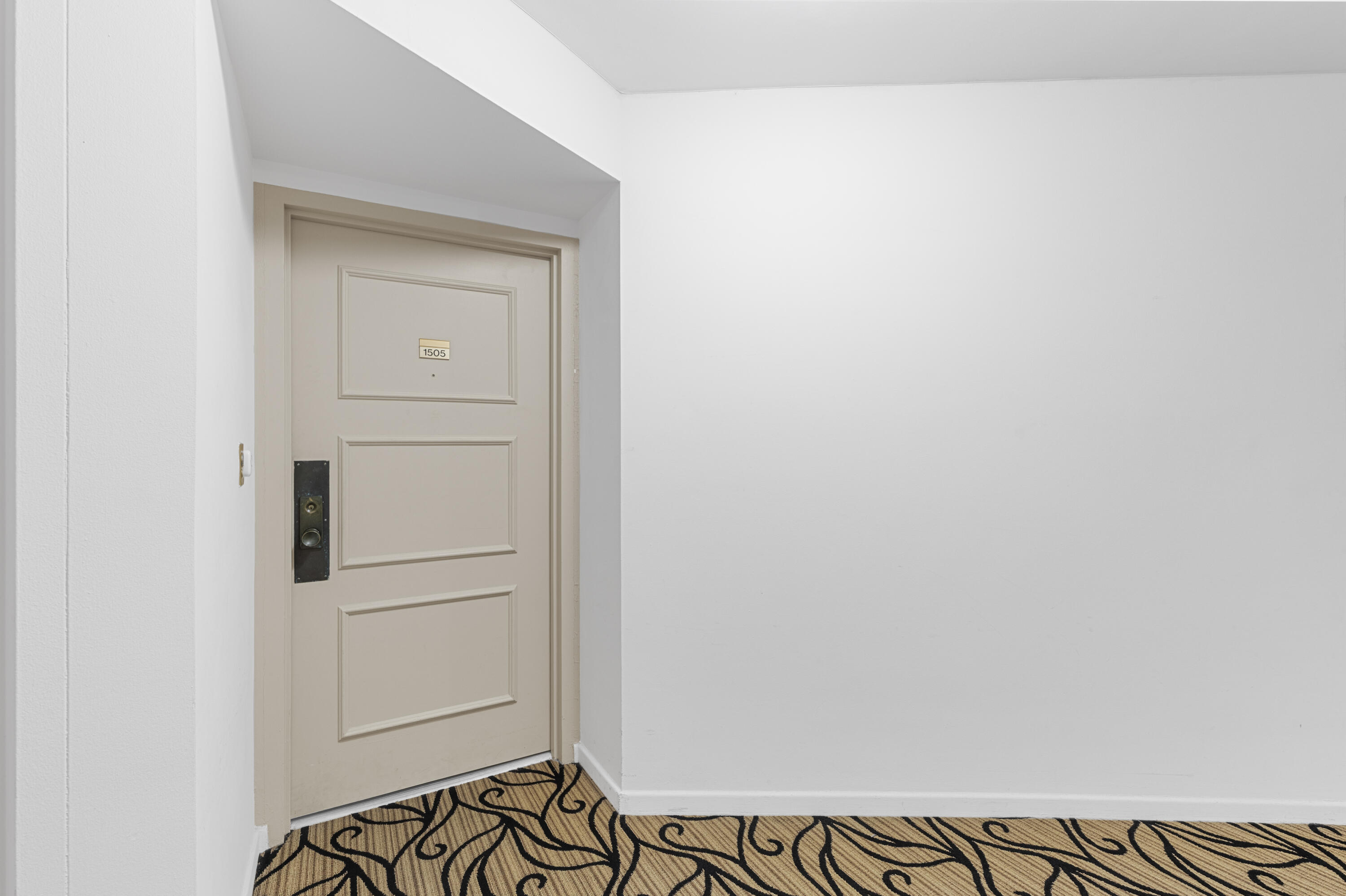 MAYA MARCA CONDO - Residential