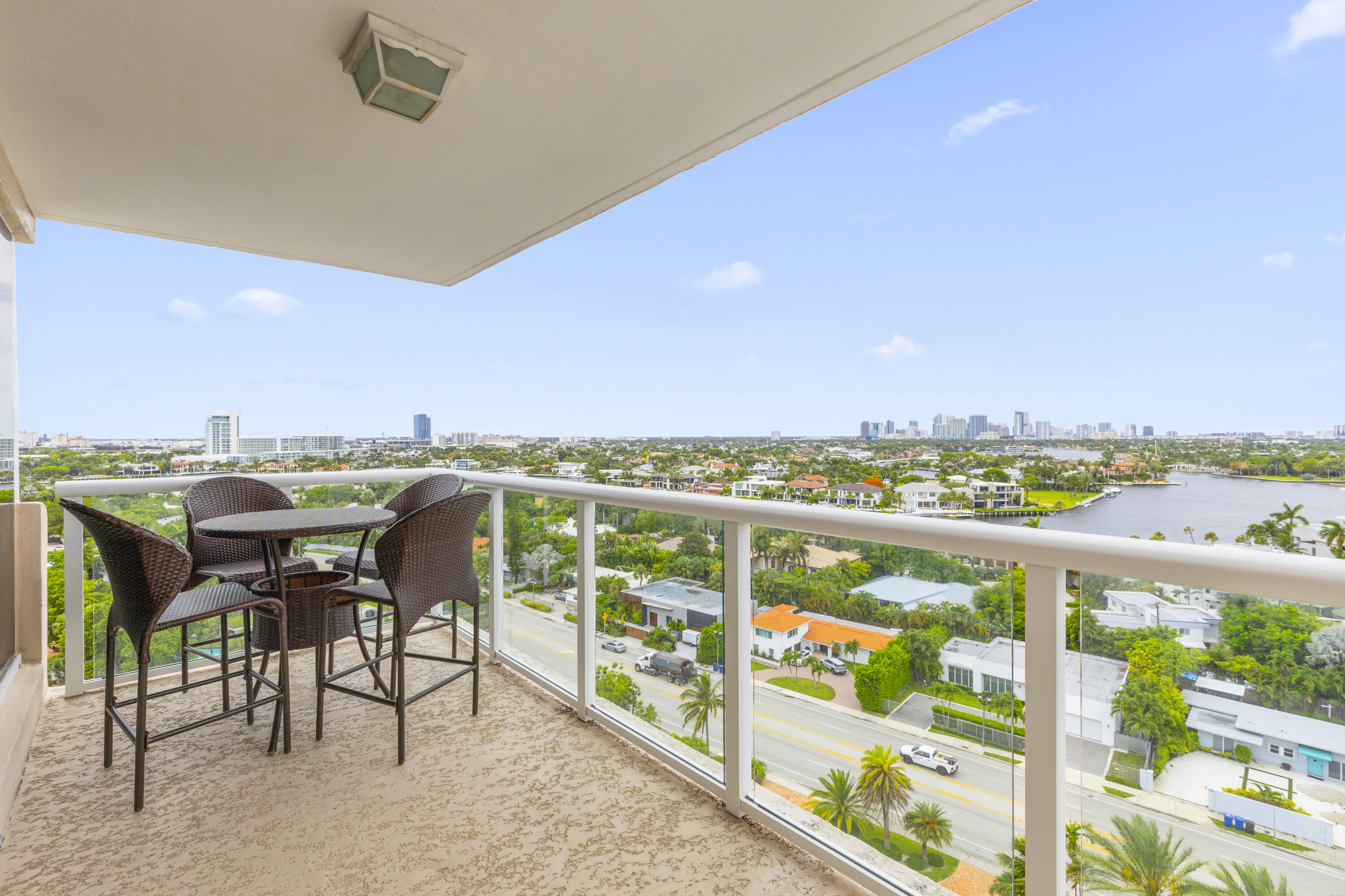 MAYA MARCA CONDO - Residential