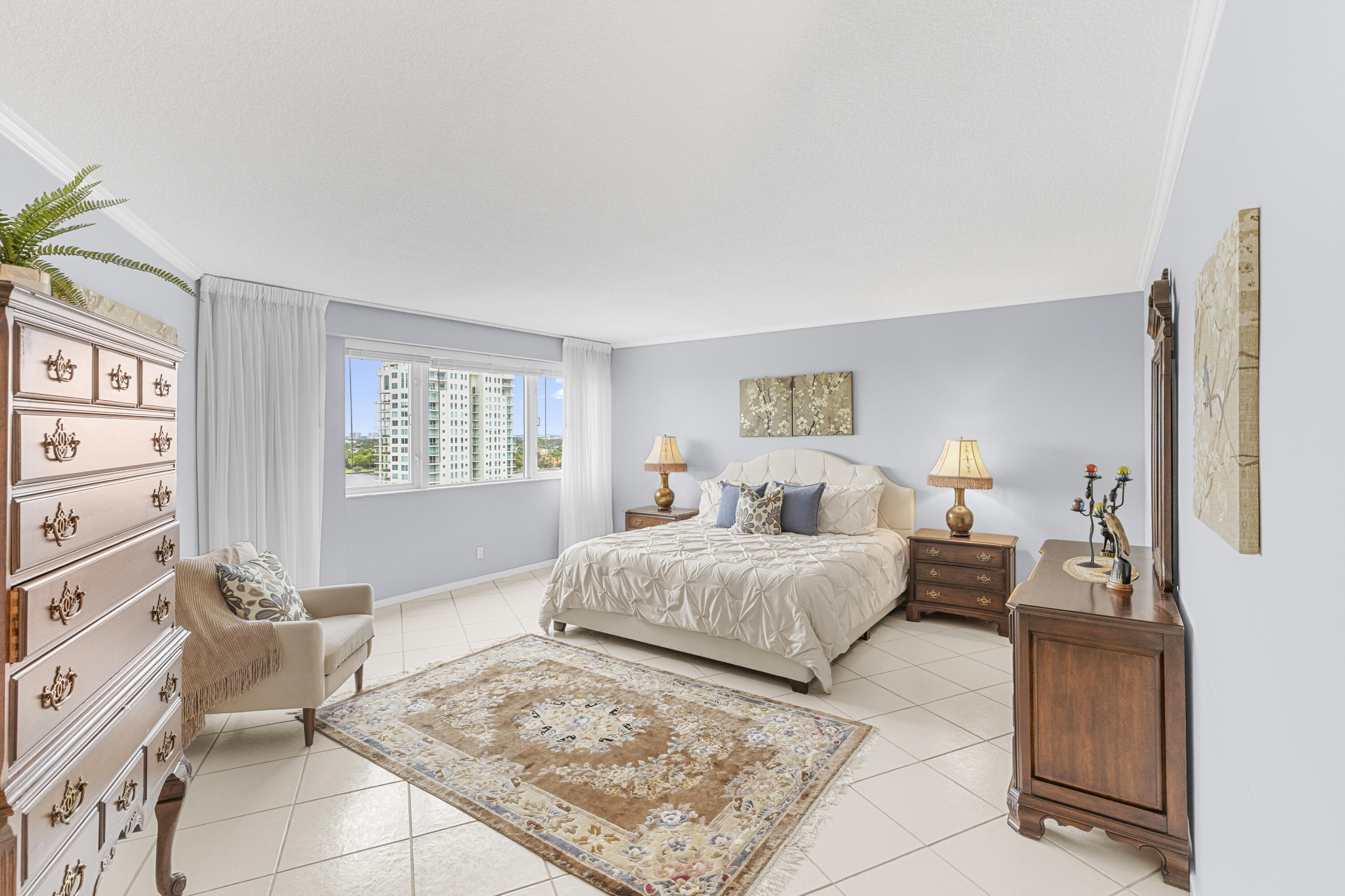 MAYA MARCA CONDO - Residential