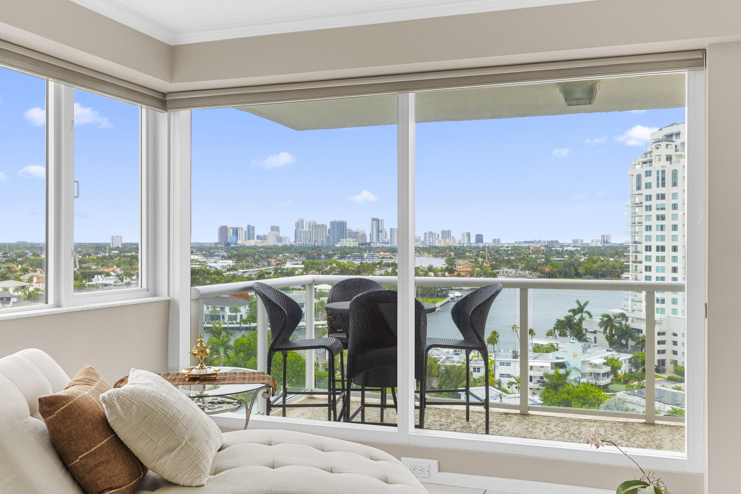 MAYA MARCA CONDO - Residential