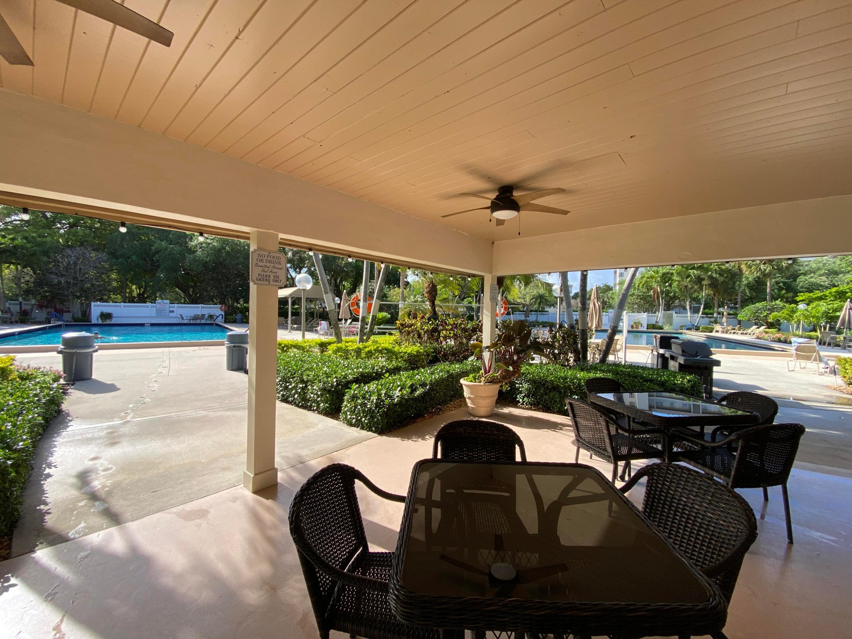NO 116 PALM-AIRE COUNTRY CLUB - Residential Lease