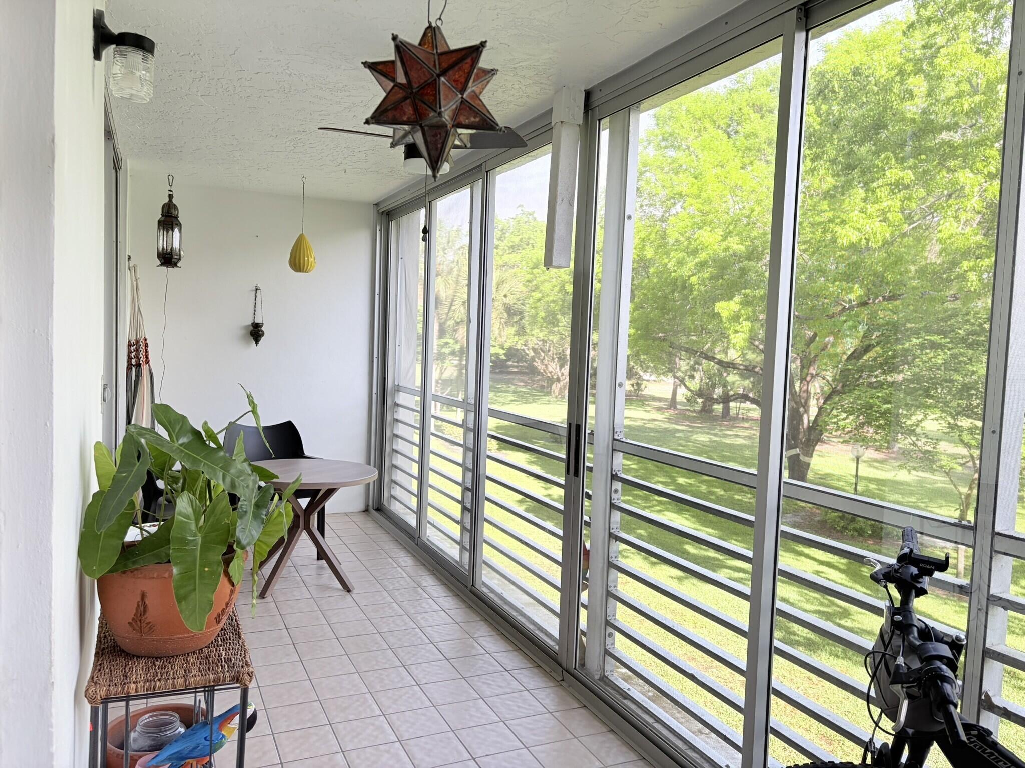 NO 116 PALM-AIRE COUNTRY CLUB - Residential Lease