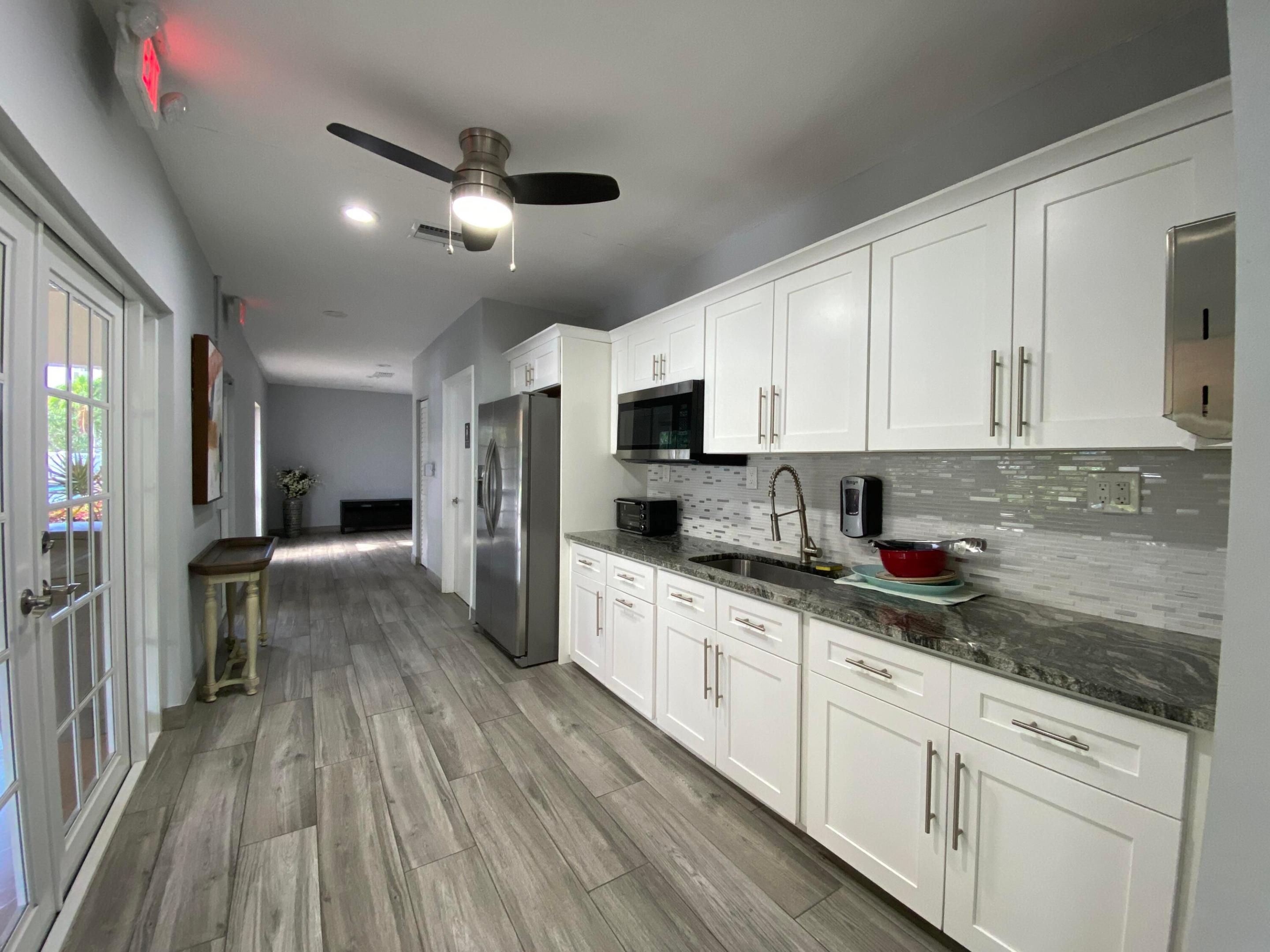 NO 116 PALM-AIRE COUNTRY CLUB - Residential Lease