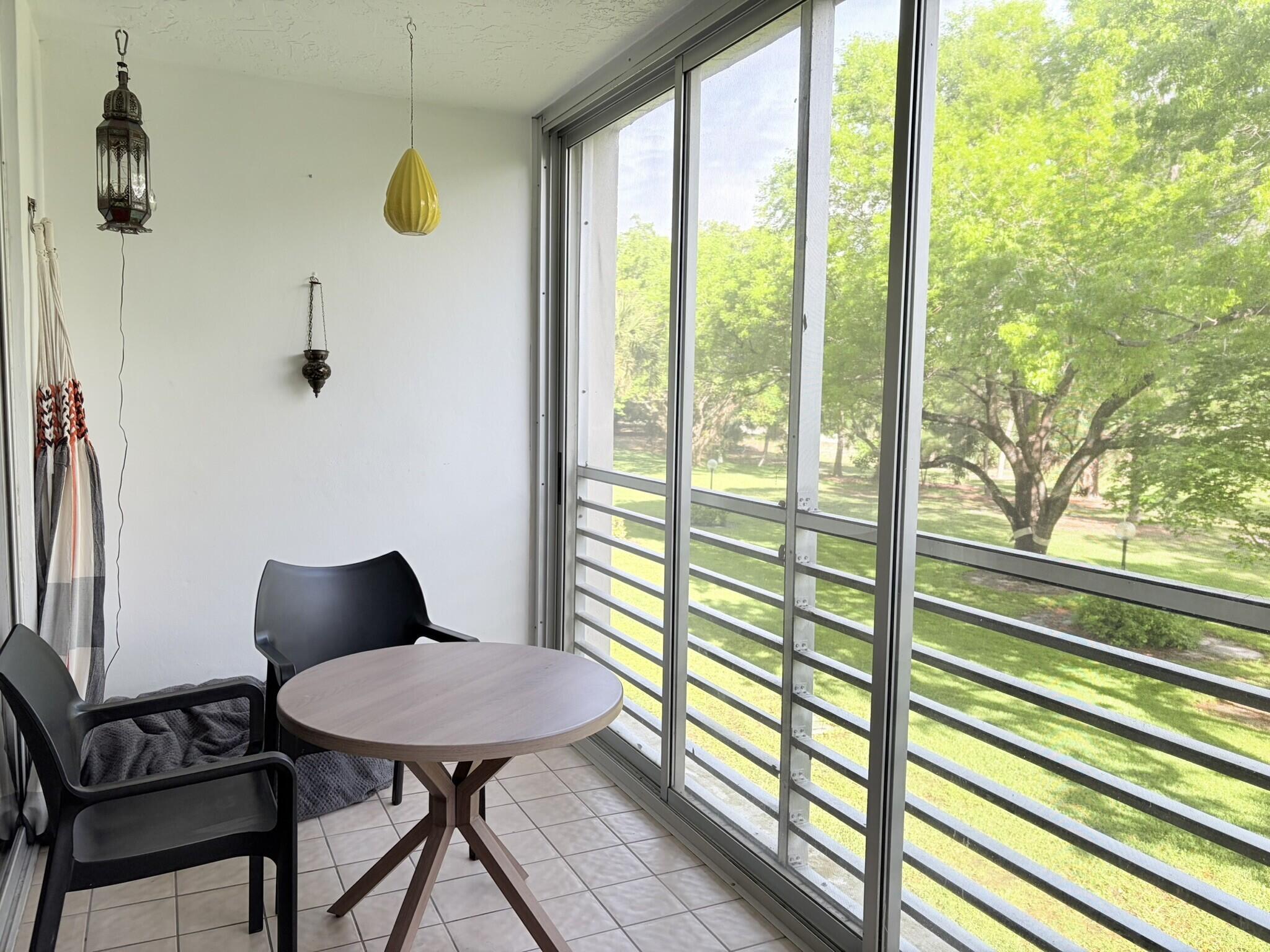 NO 116 PALM-AIRE COUNTRY CLUB - Residential Lease