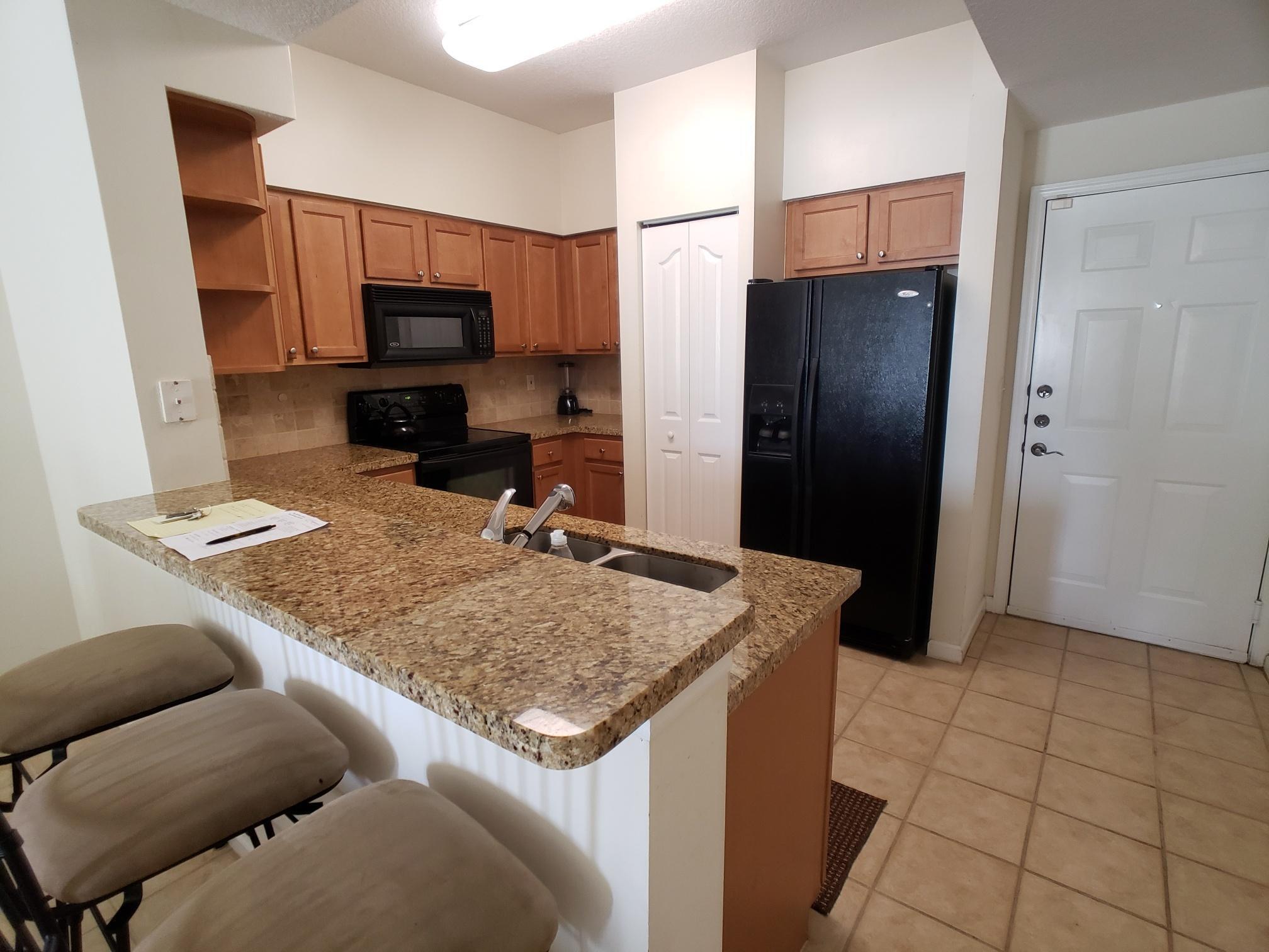 SOMERSET AT ABACOA CONDO - Residential Lease