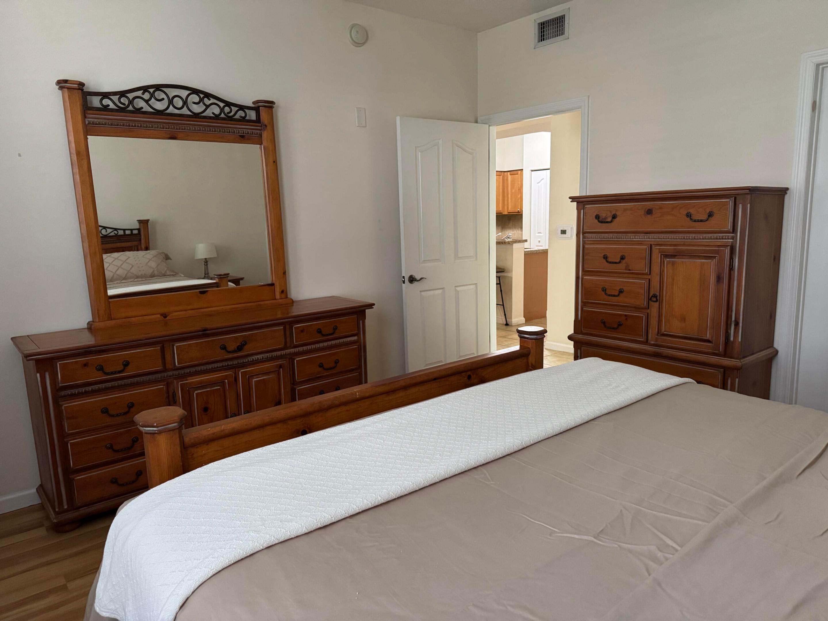 SOMERSET AT ABACOA CONDO - Residential Lease