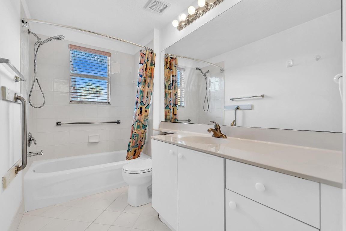YARDLEY CONDOMINIUM - Residential