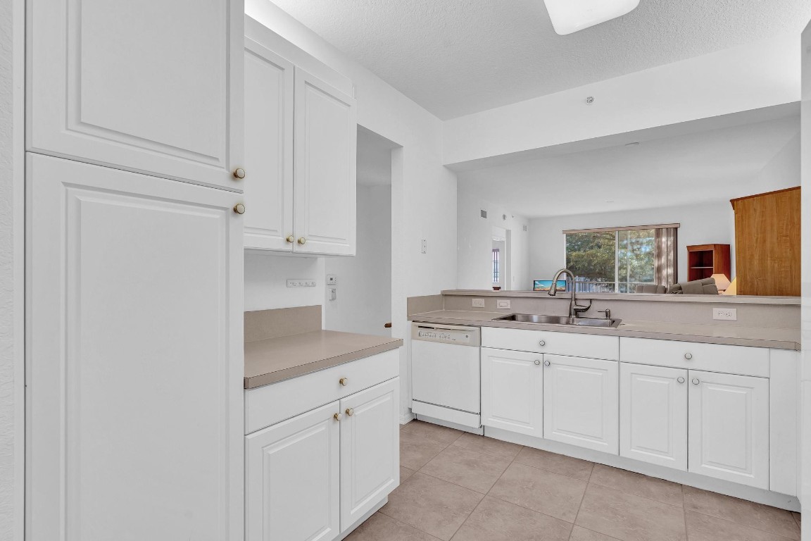 YARDLEY CONDOMINIUM - Residential