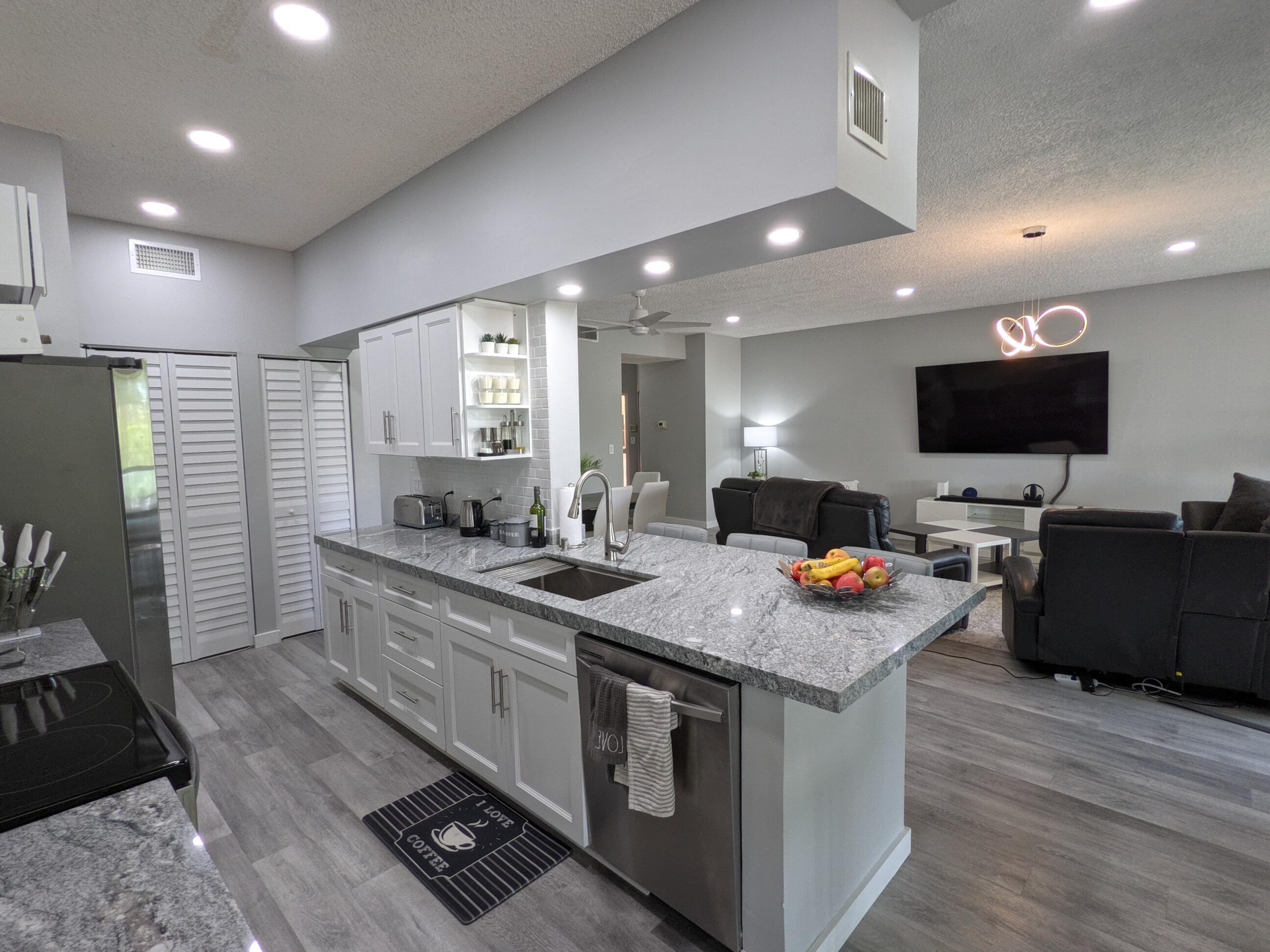 HALF MOON BAY CONDO - Residential