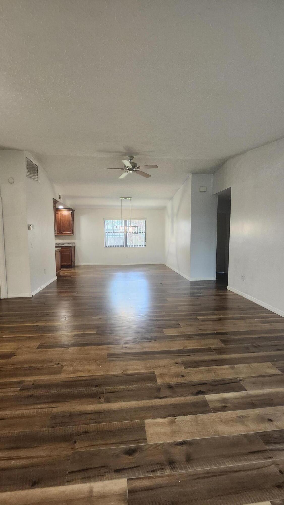 PORT ST LUCIE SECTION 3 - Residential Lease