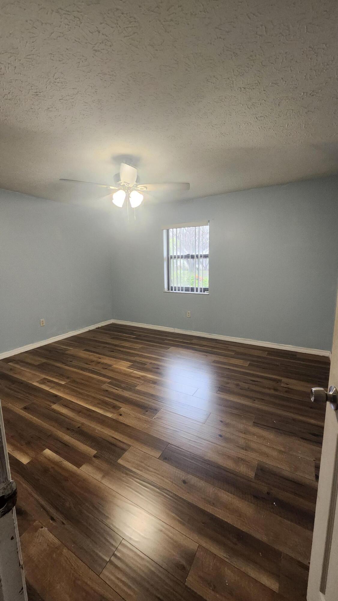 PORT ST LUCIE SECTION 3 - Residential Lease