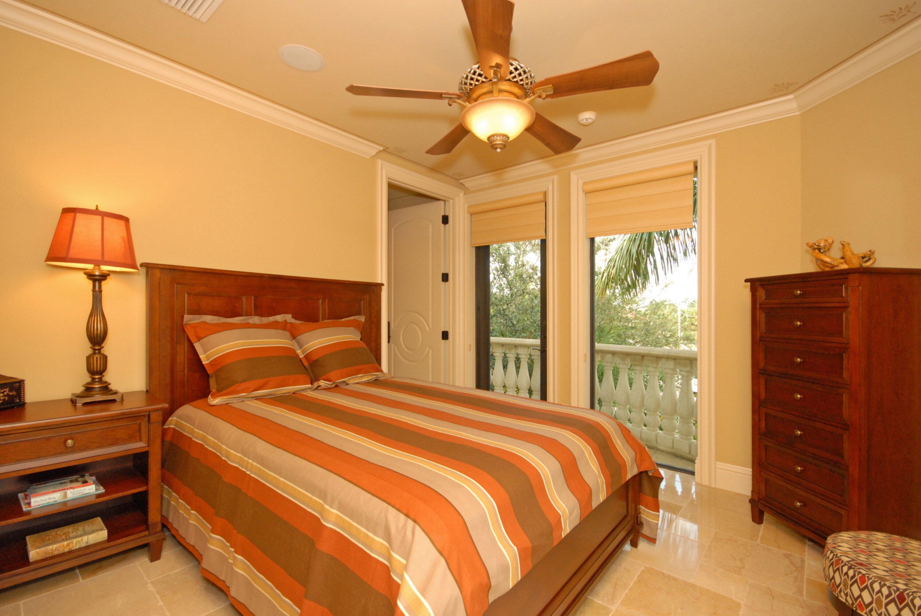 LAKE ROGERS ISLE UNIT A - Residential