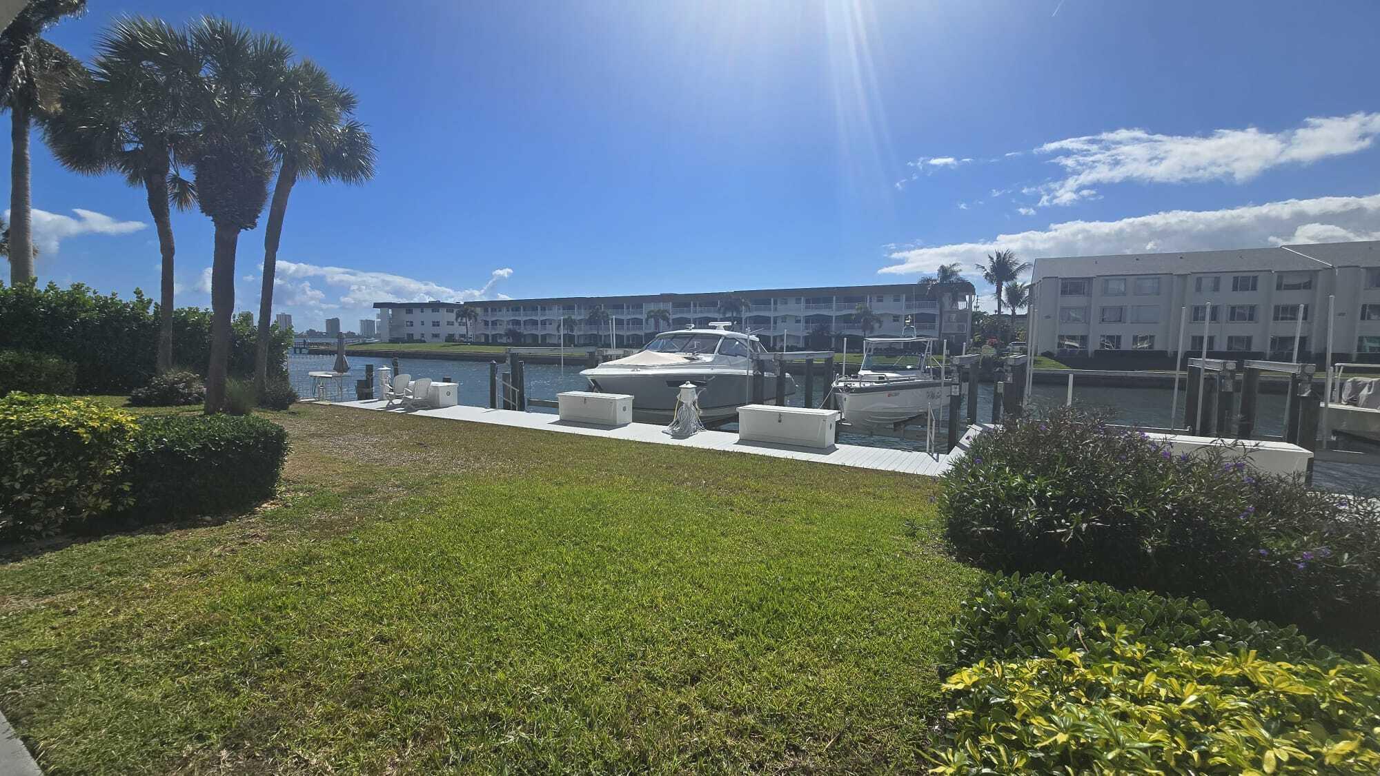 PARADISE VILLAS CONDO - Residential