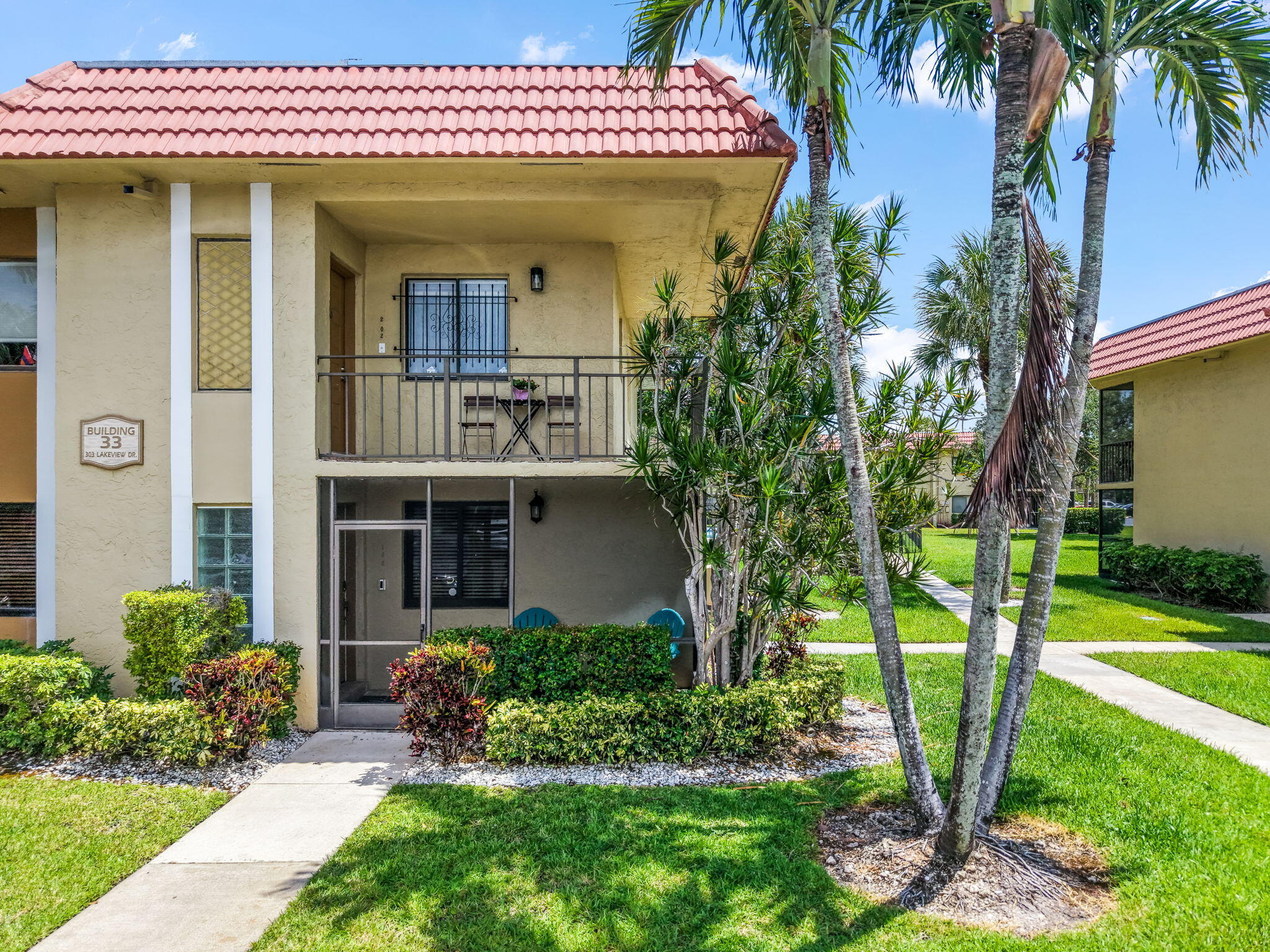 RACQUET CLUB APARTMENTS AT - Residential