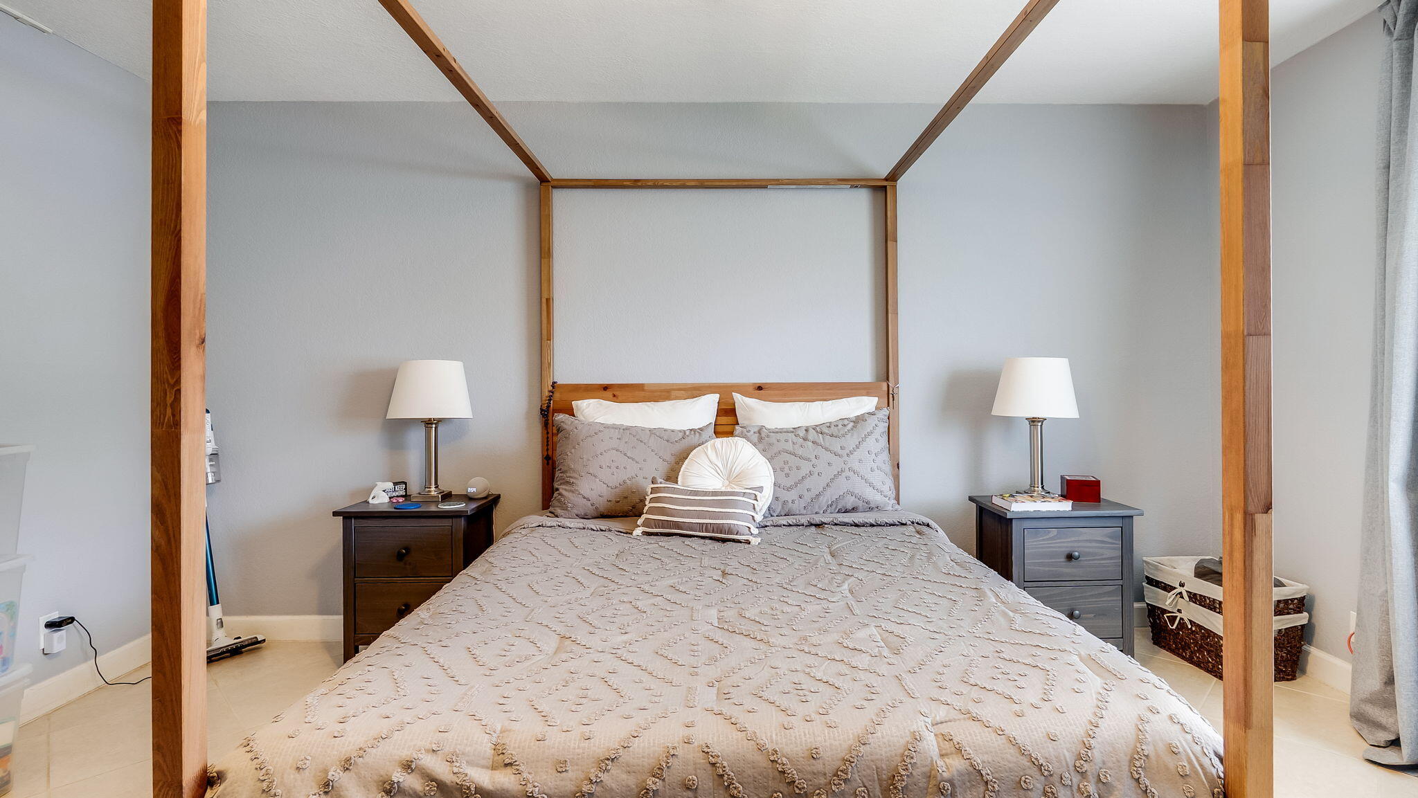 RACQUET CLUB APARTMENTS AT - Residential