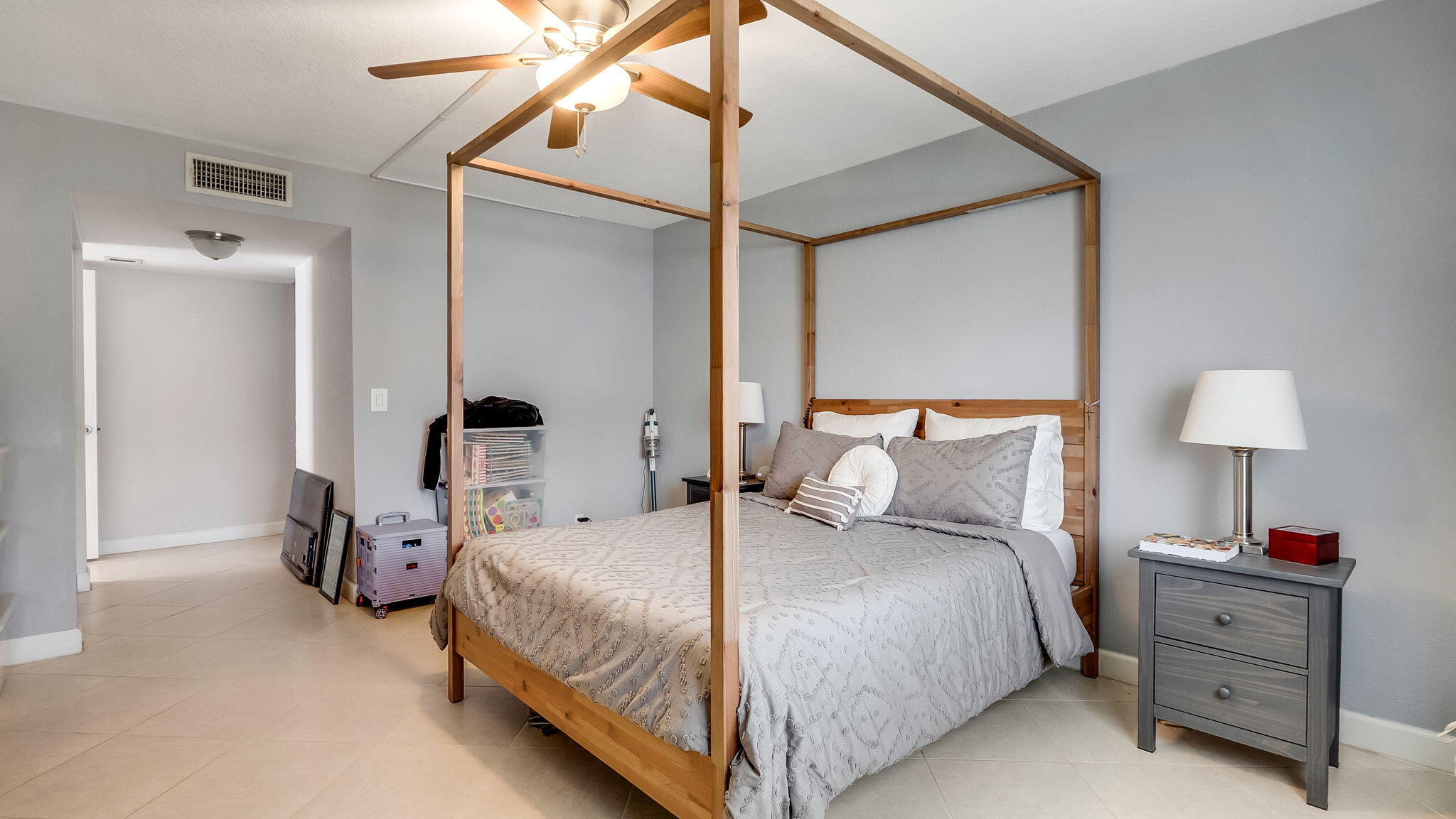RACQUET CLUB APARTMENTS AT - Residential