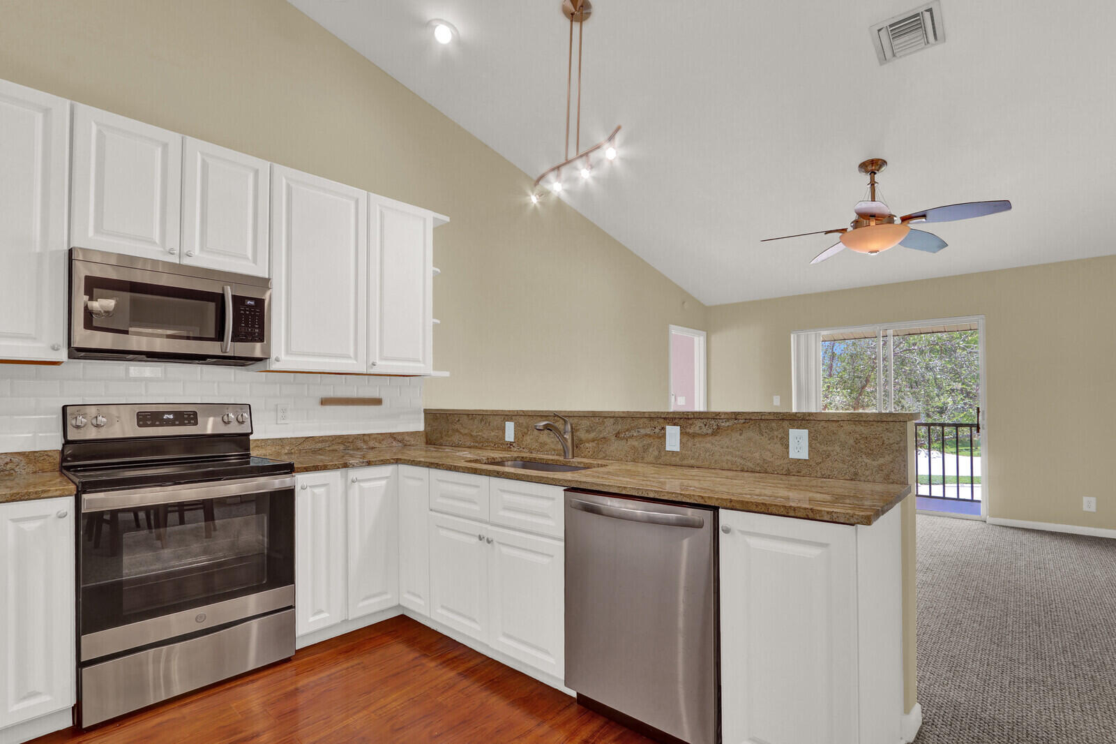 CHASEWOOD OF JUPITER - Residential