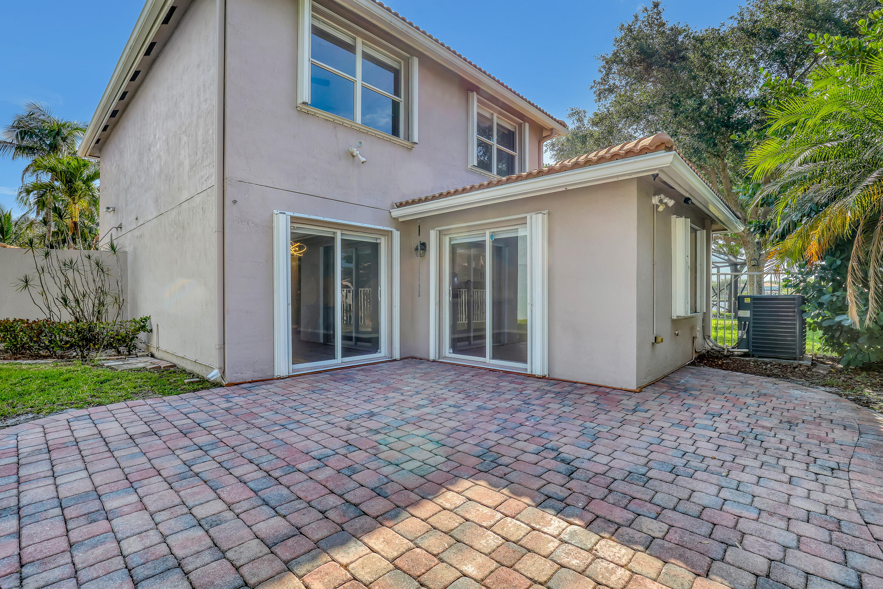 LIBERTY BAY - Residential Lease