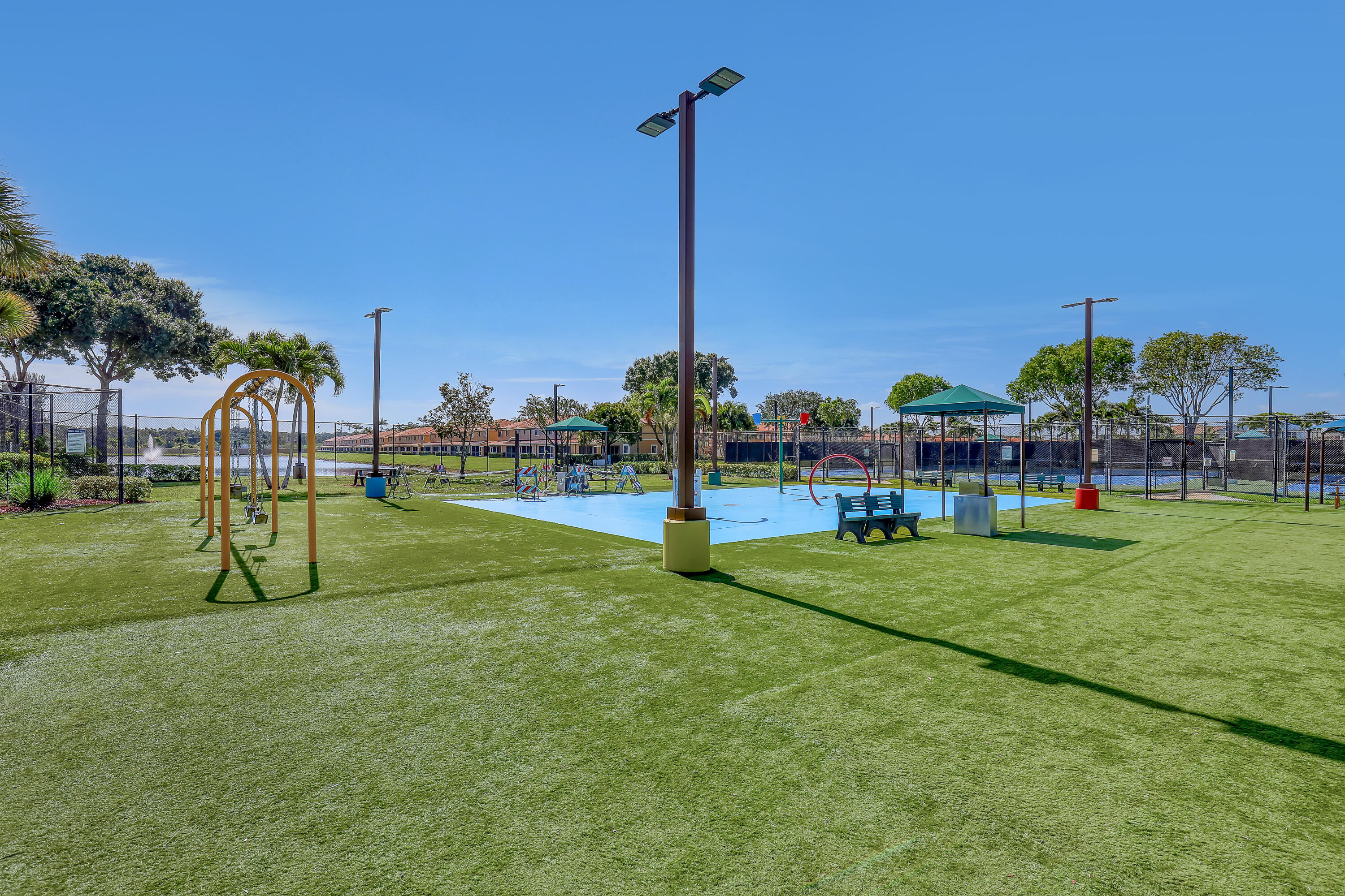 LIBERTY BAY - Residential Lease