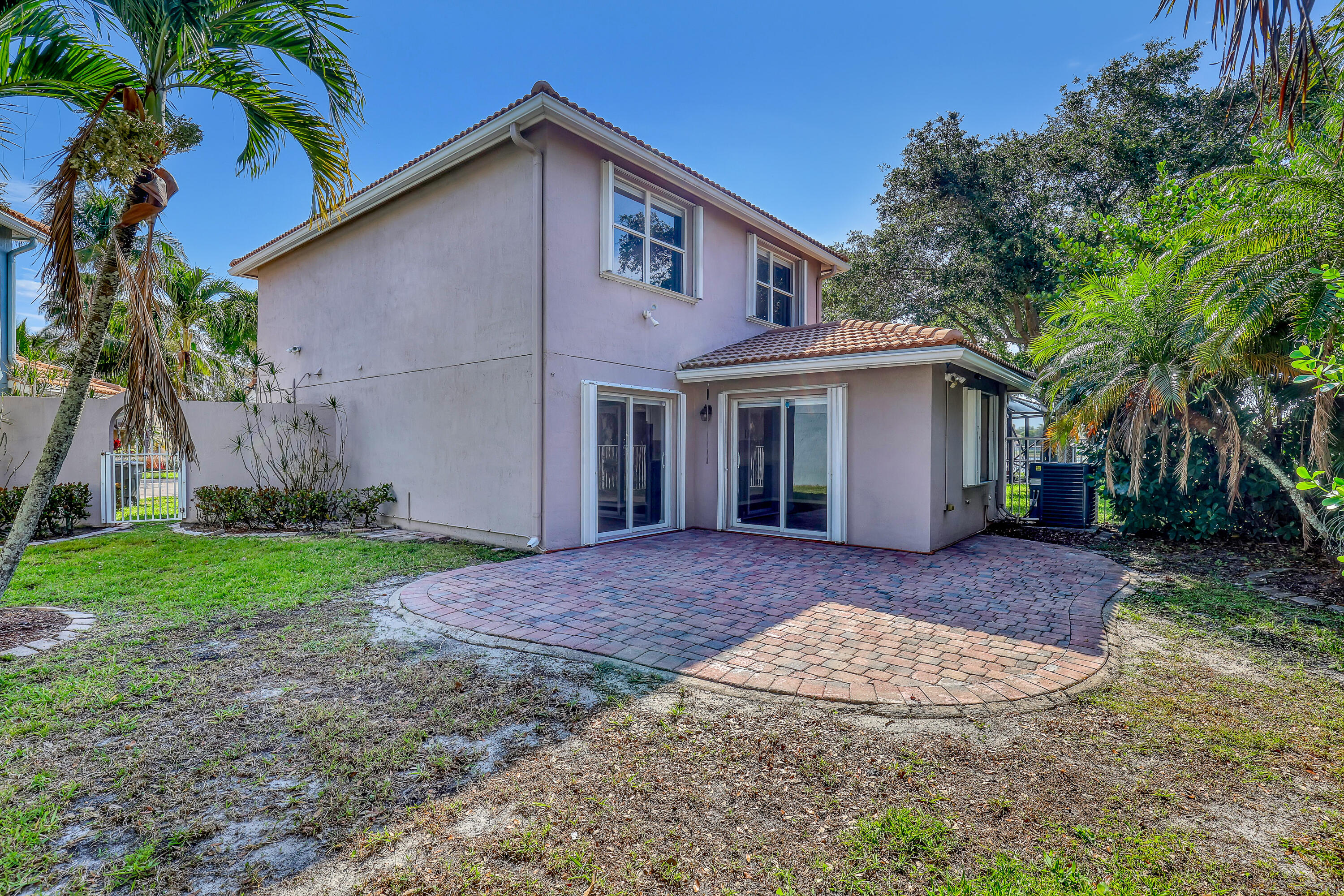 LIBERTY BAY - Residential Lease