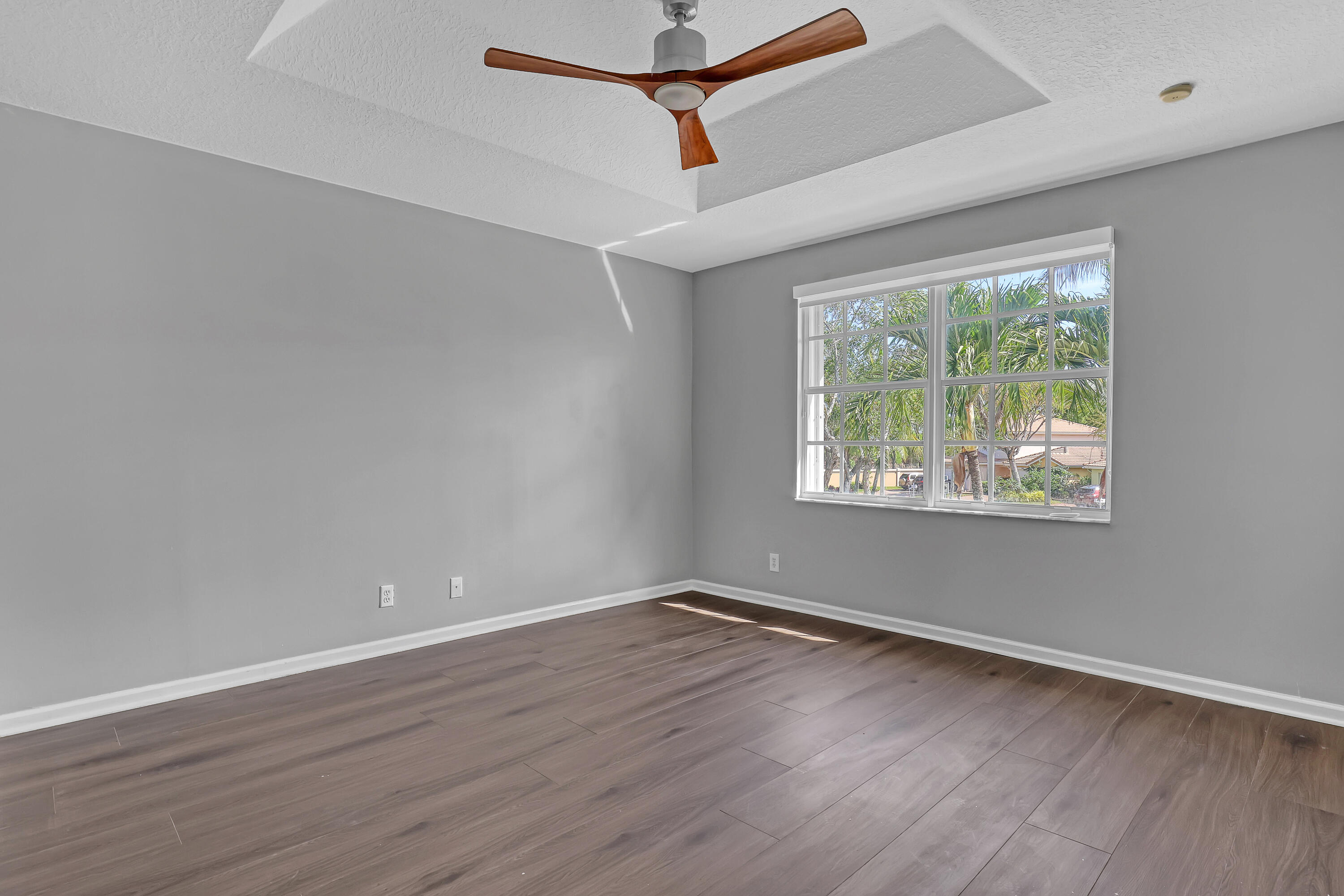 LIBERTY BAY - Residential Lease