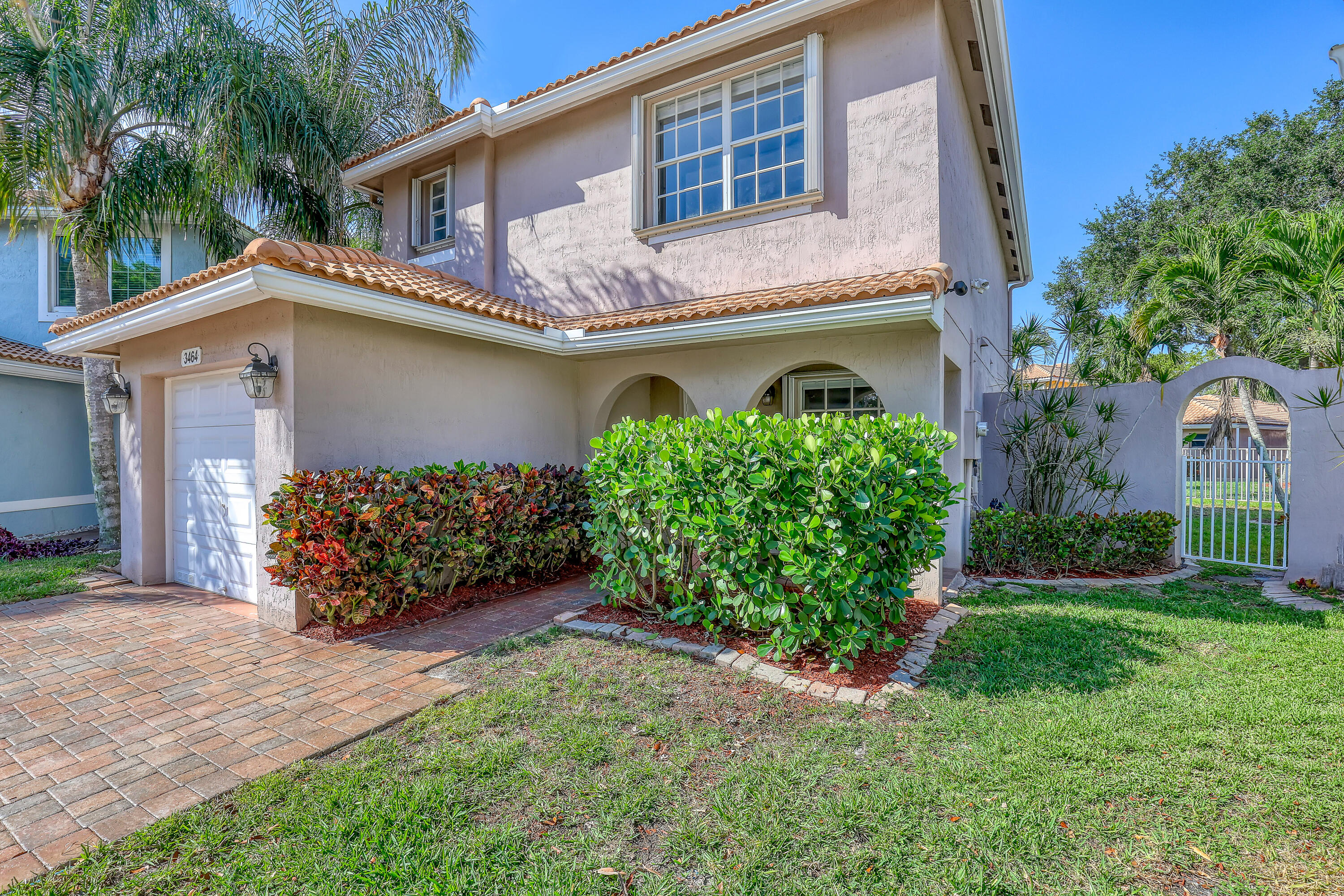 LIBERTY BAY - Residential Lease