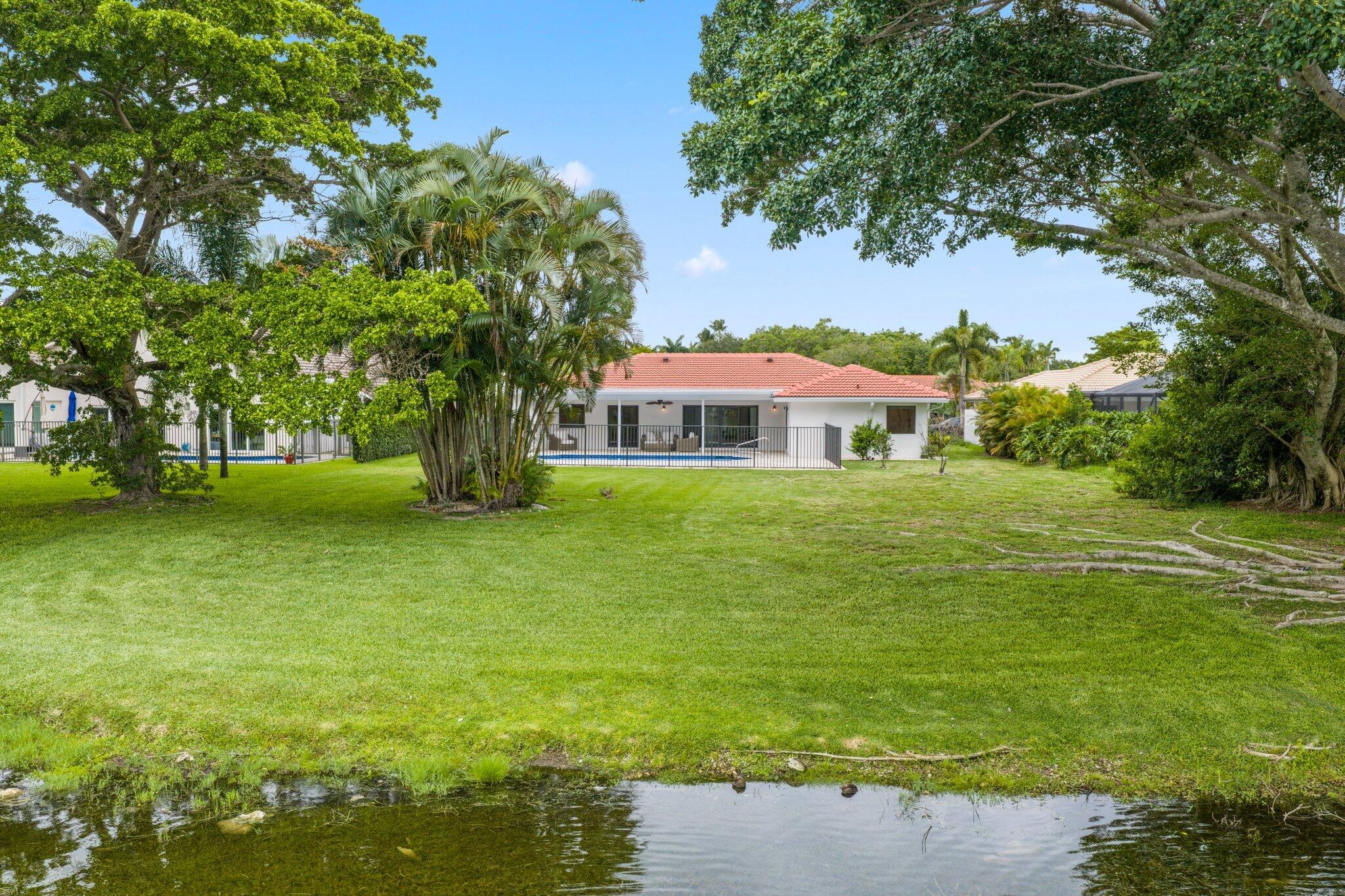 BOCA GREENS - Residential